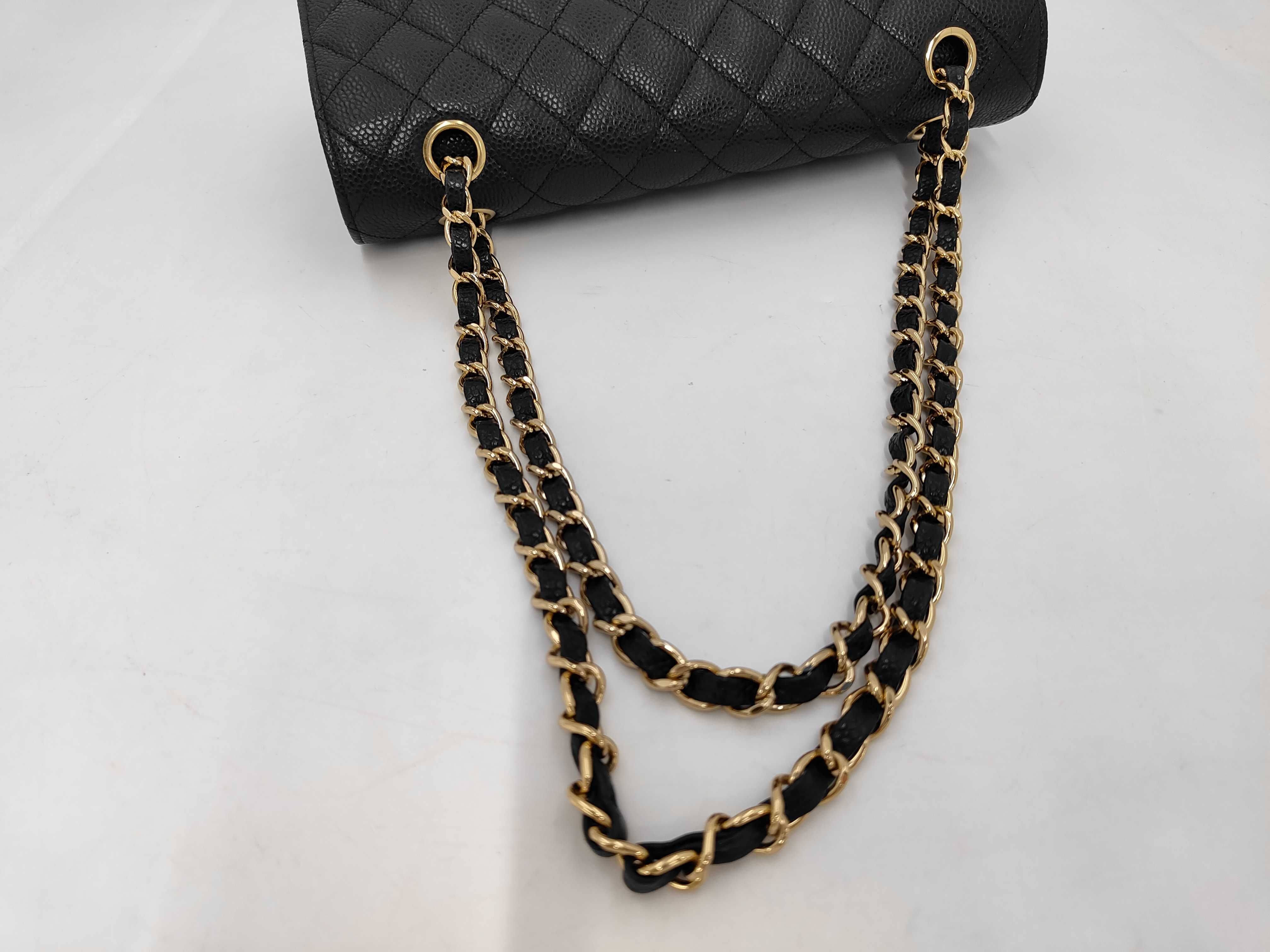 Matelassé 25 Double Flap Double Chain Caviar Shoulder Bag — view 5