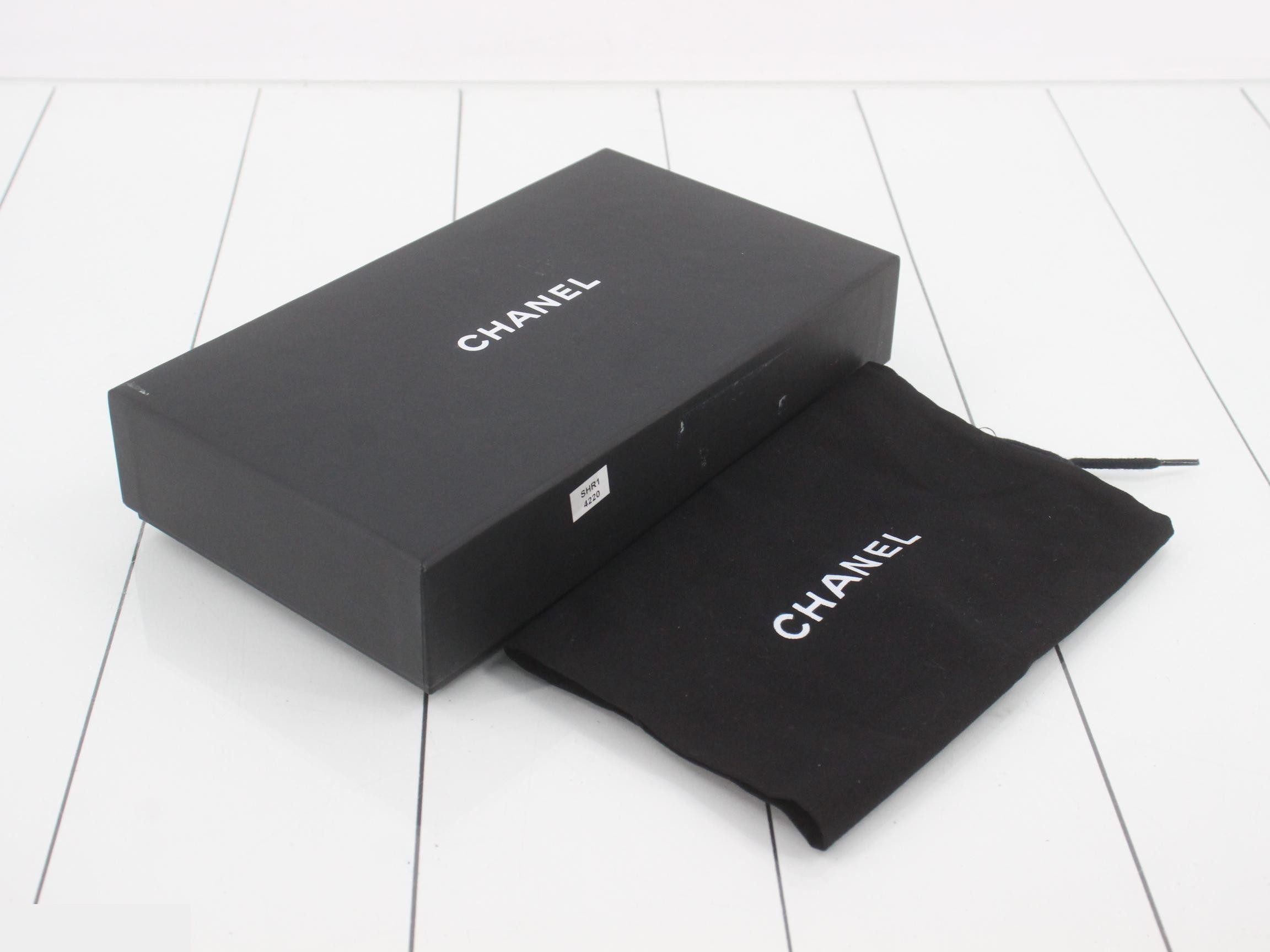shoulder bag — view 5