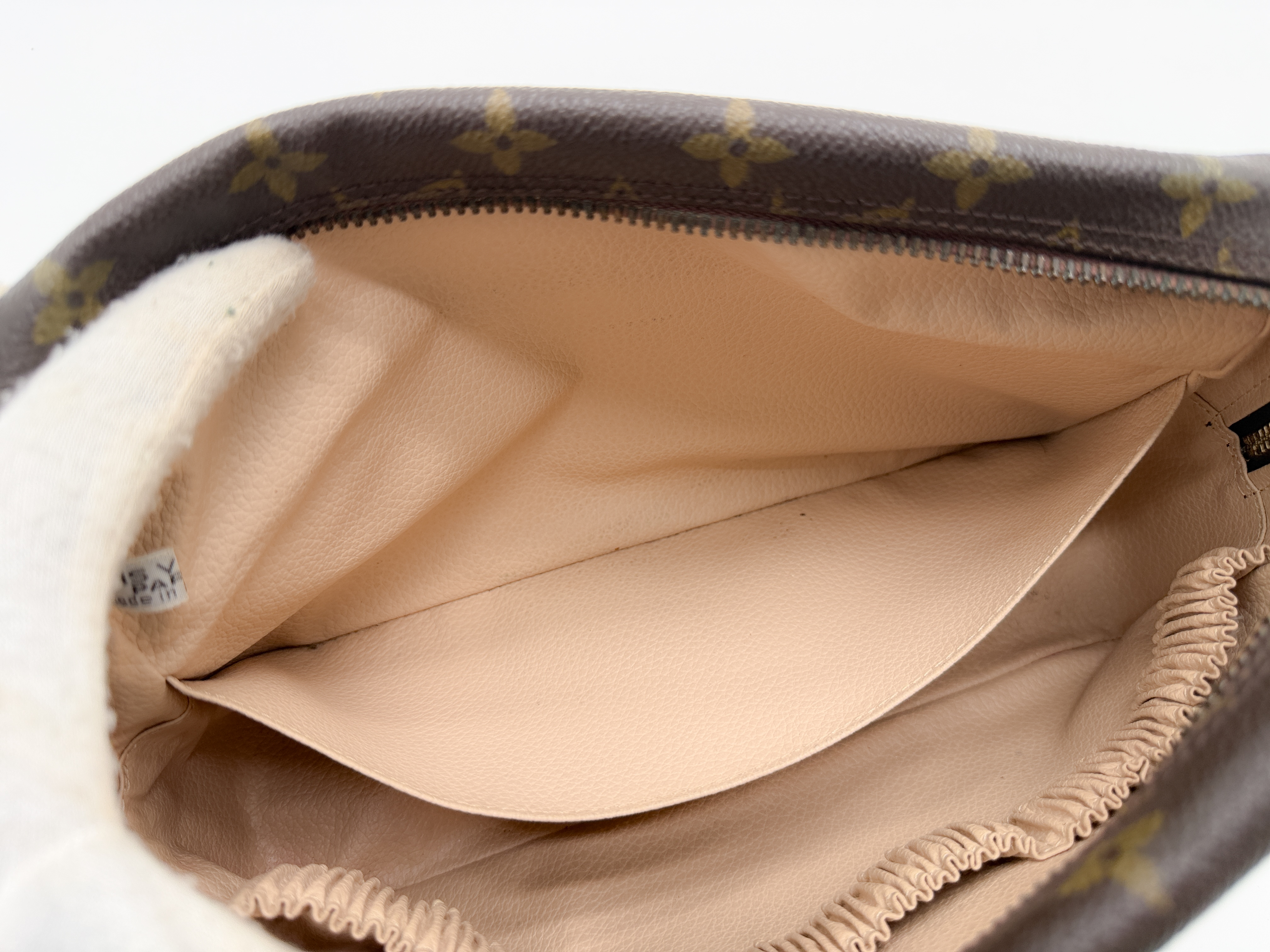 Monogram M47522 Trousse Toilette 28 Pouch — view 10