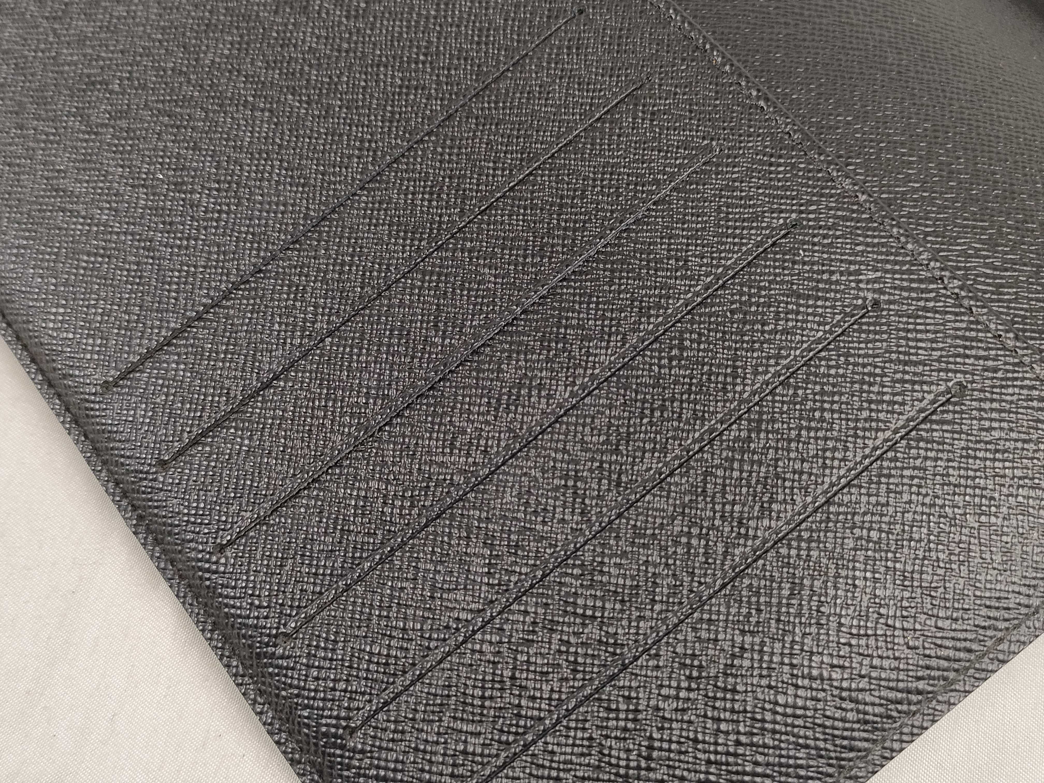 Damier Graphite LV Damier Graphite Notebook Cover — view 11