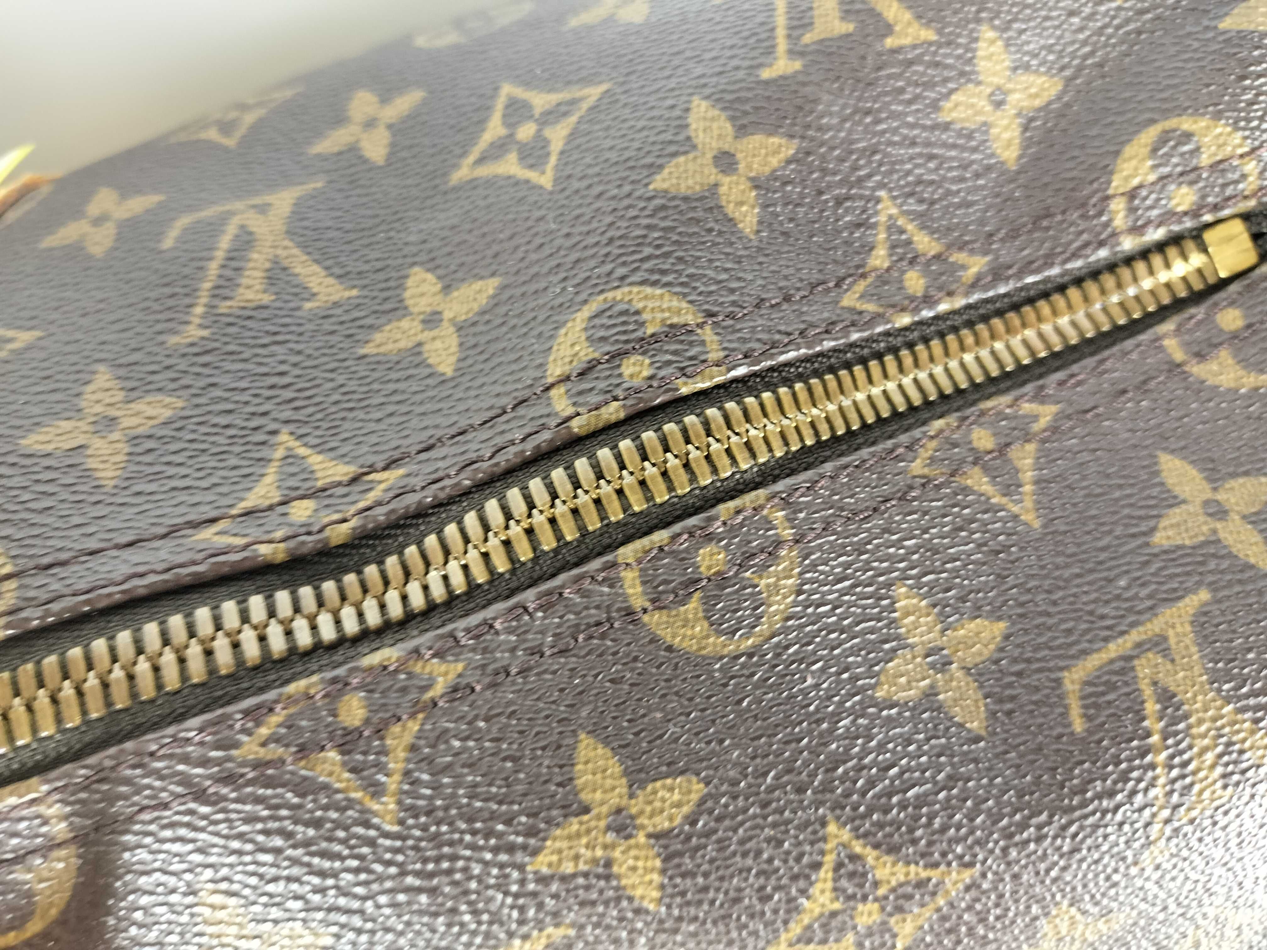 Monogram Keepall Bandoulière 60 Boston Bag — view 4