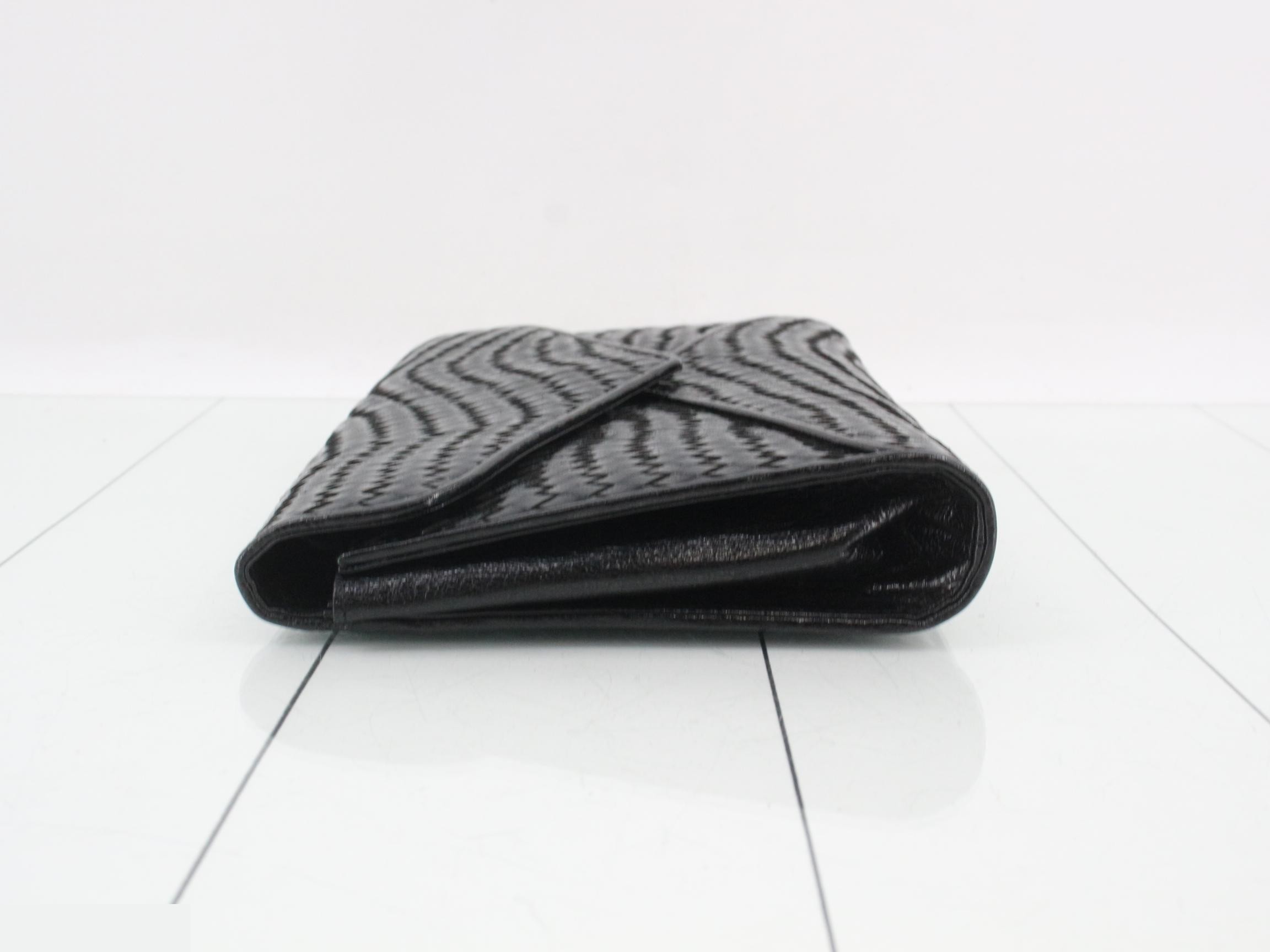 Other lines: Bags and pouches — view 4
