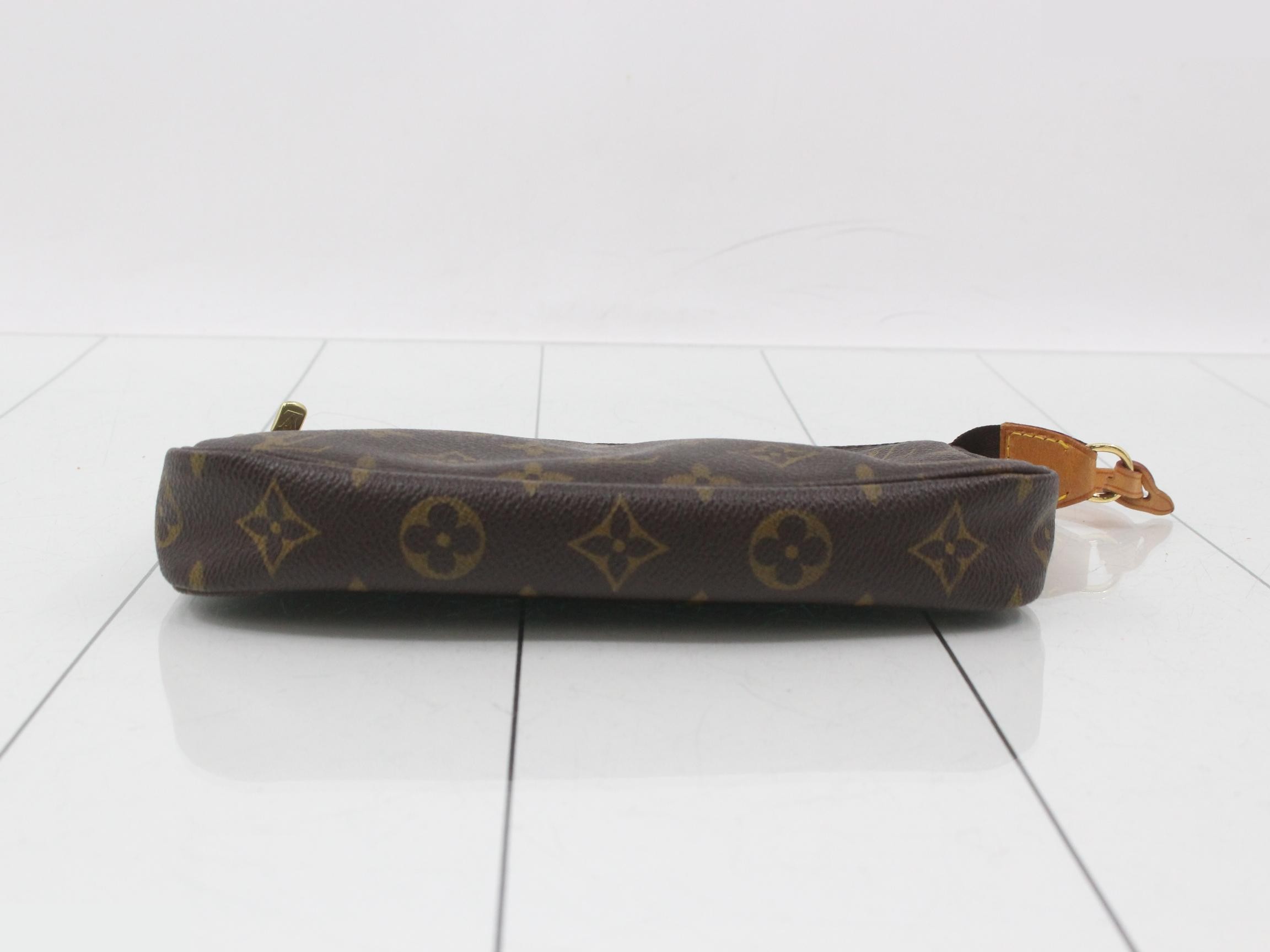 Pochette Accessoires (old model) — view 3