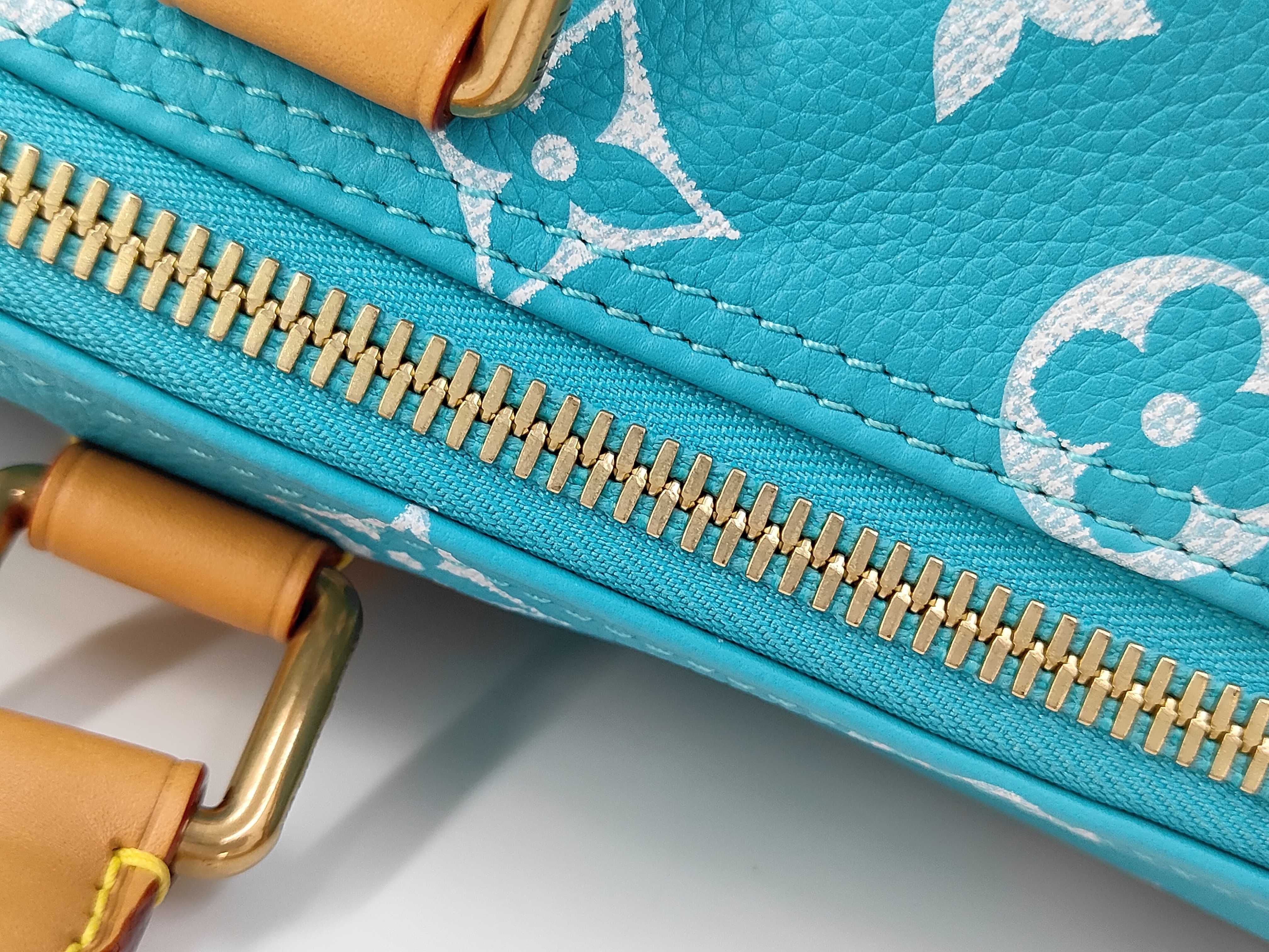 Speedy P9 Bandoulière 40 Monogram Turquoise M11564 RFID Shoulder Bag — view 9