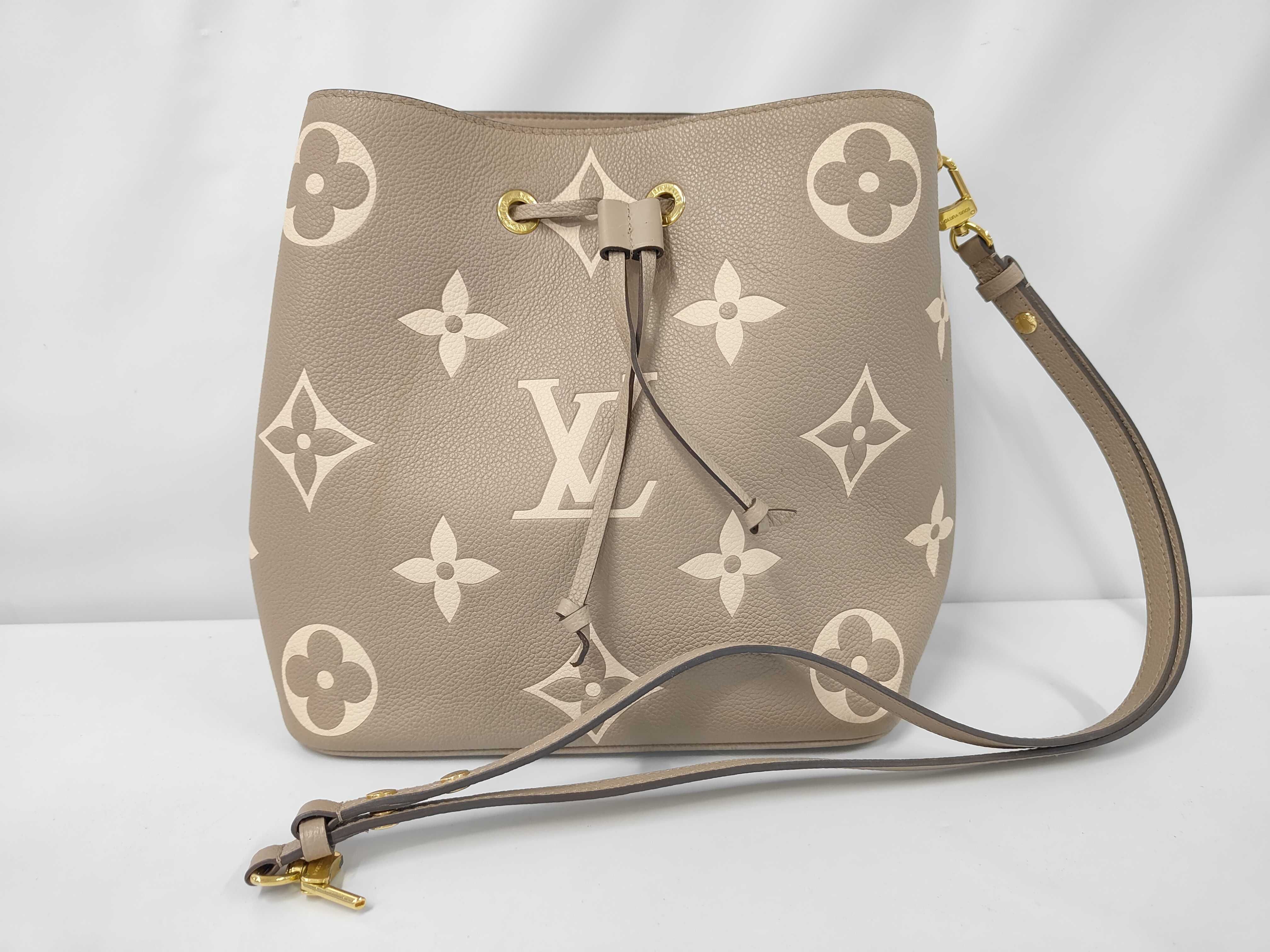 Neo Noe MM Tourtrell Cream M45555 Shoulder Bag