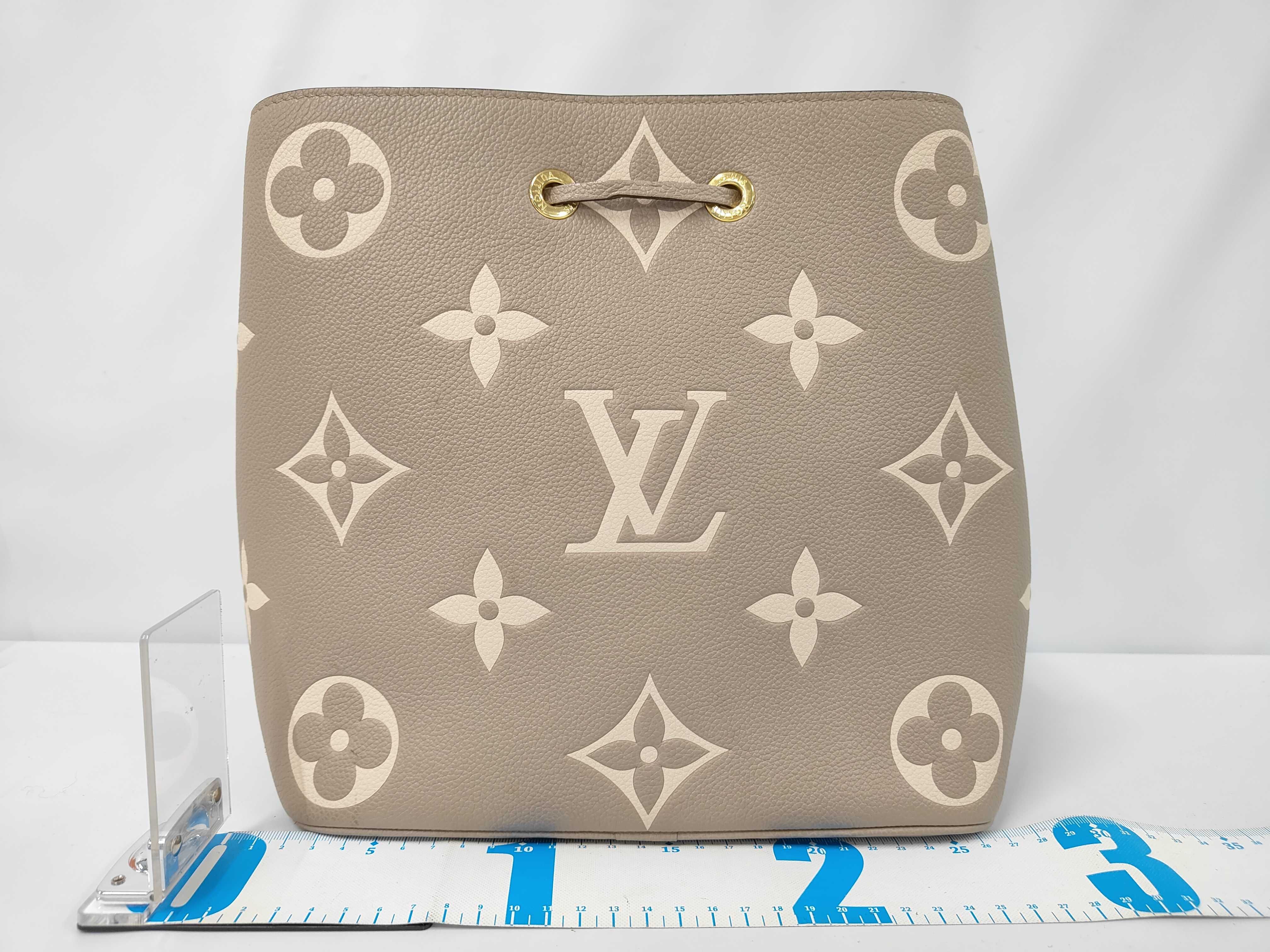 Neo Noe MM Tourtrell Cream M45555 Shoulder Bag — view 2