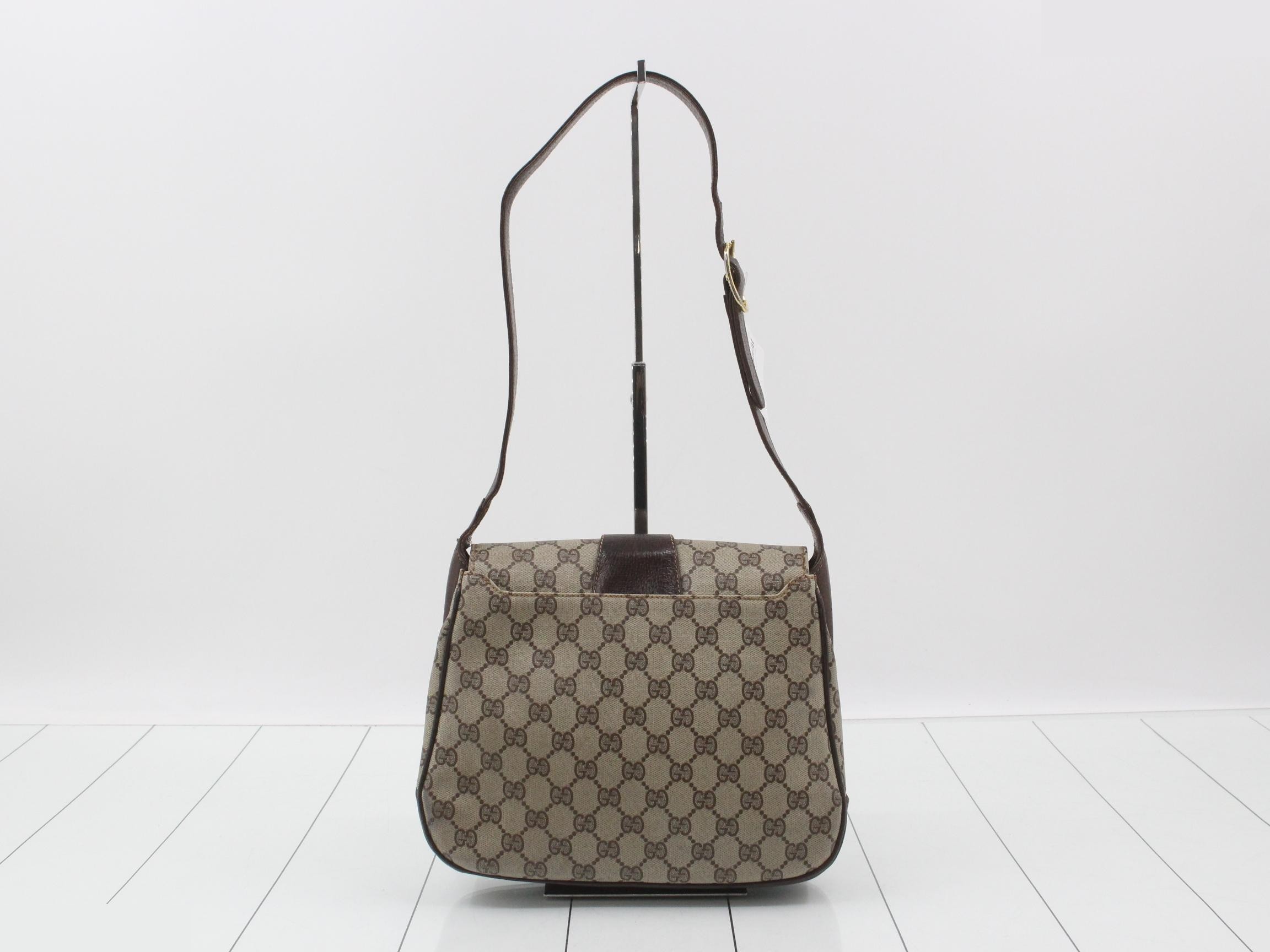 GG Supreme Shoulder Bag — view 2