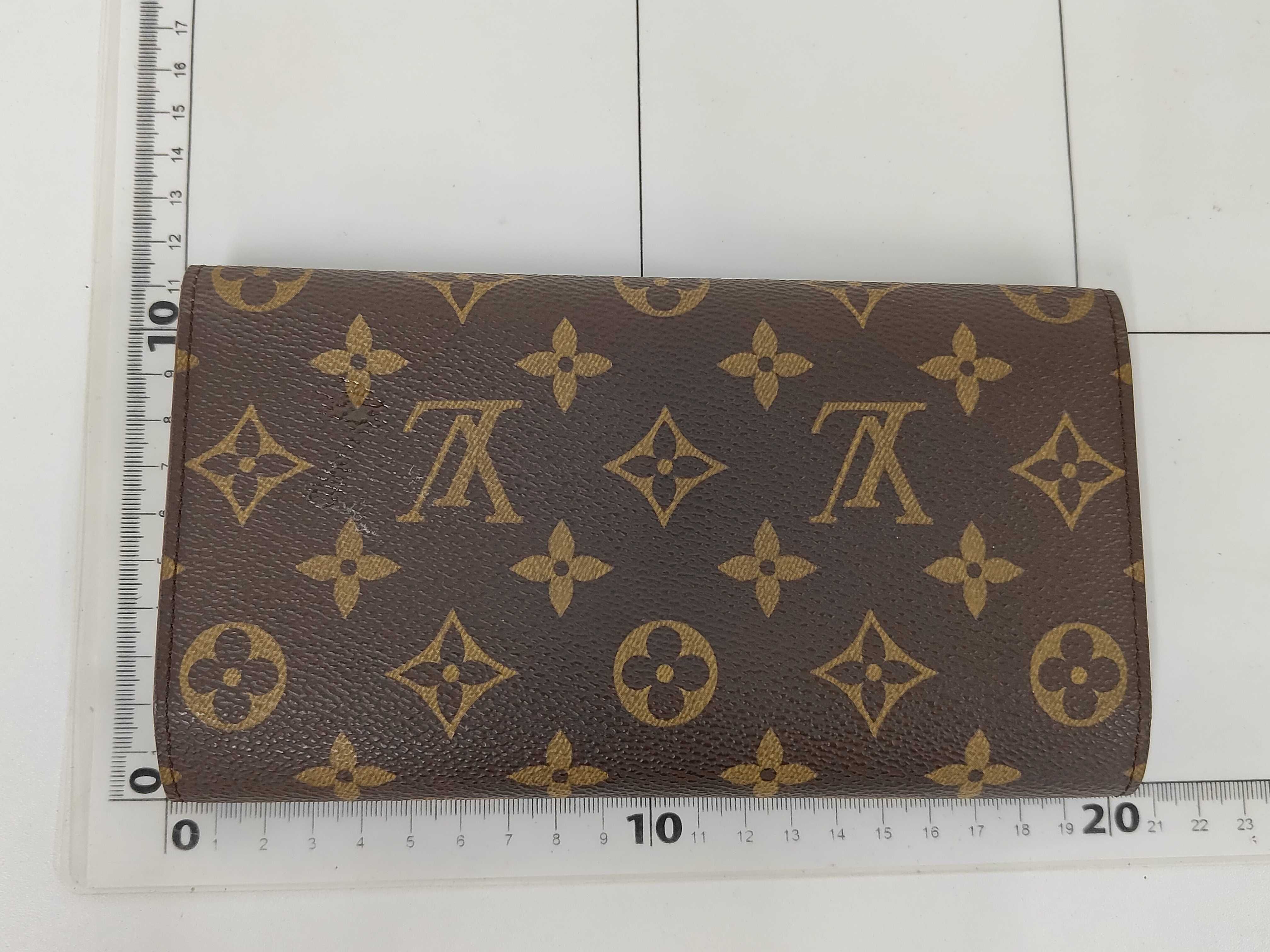 Monogram Portefeuille International Wallet — view 2