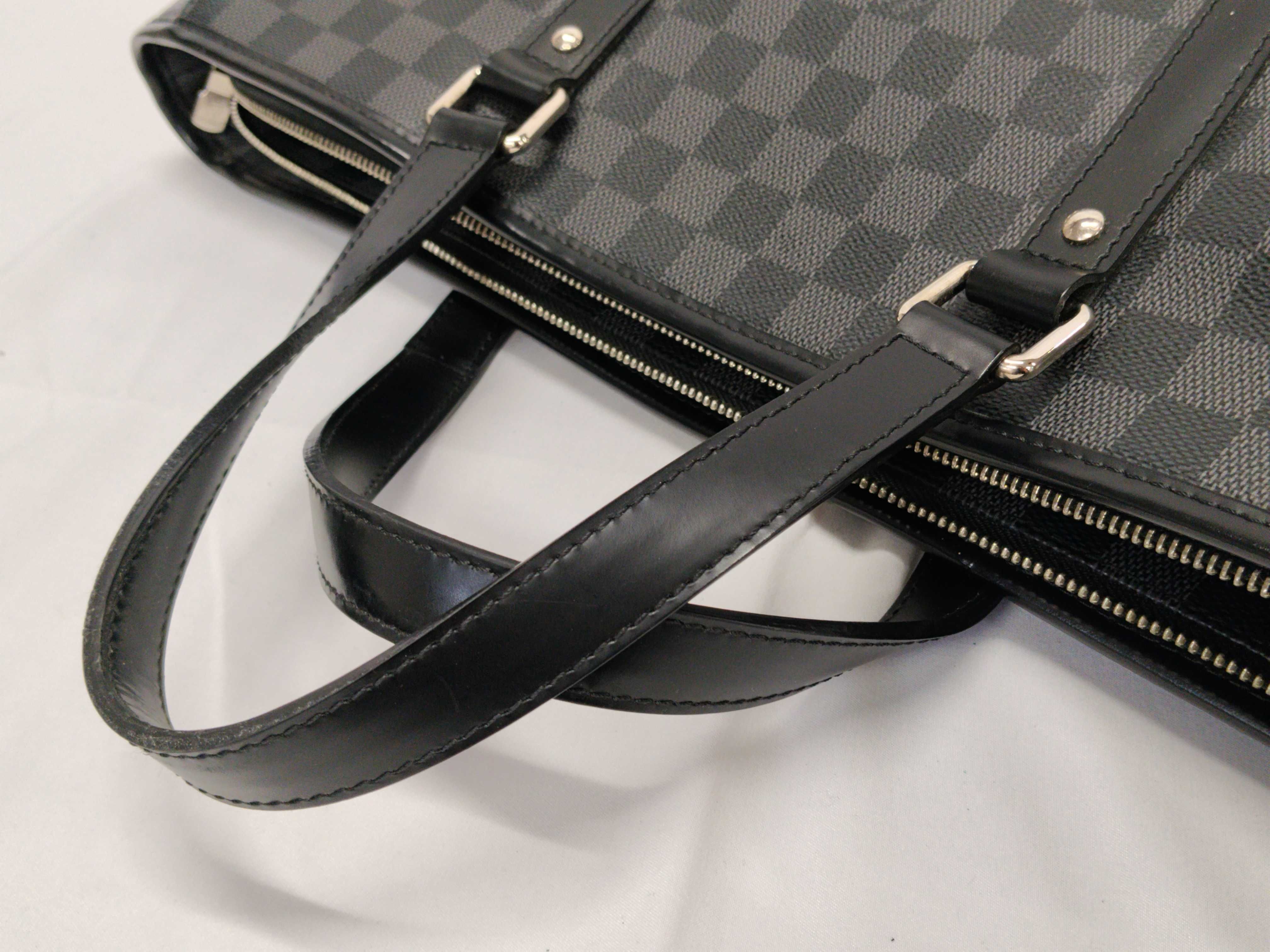 Damier Graphite Tadao Tote Bag — view 3