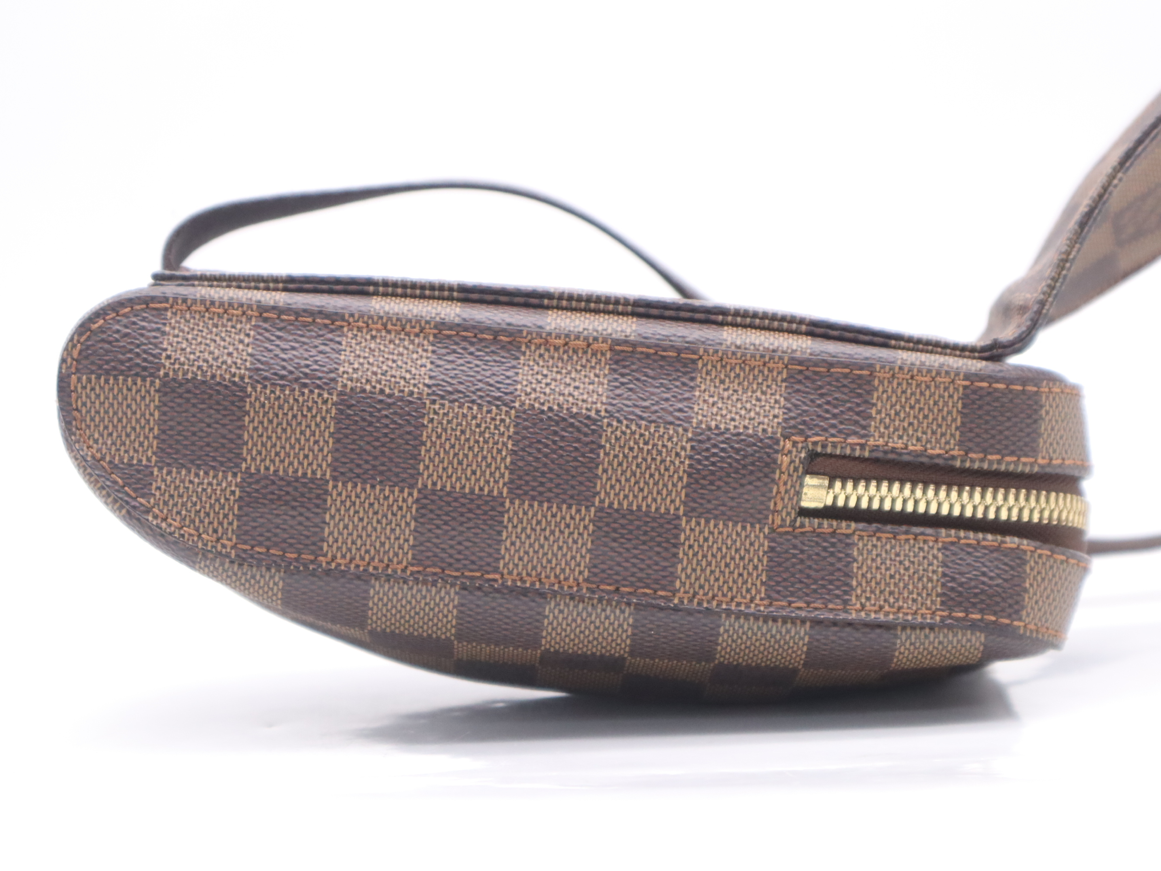 M50211 Monogram Geronimos Shoulder Bag — view 4