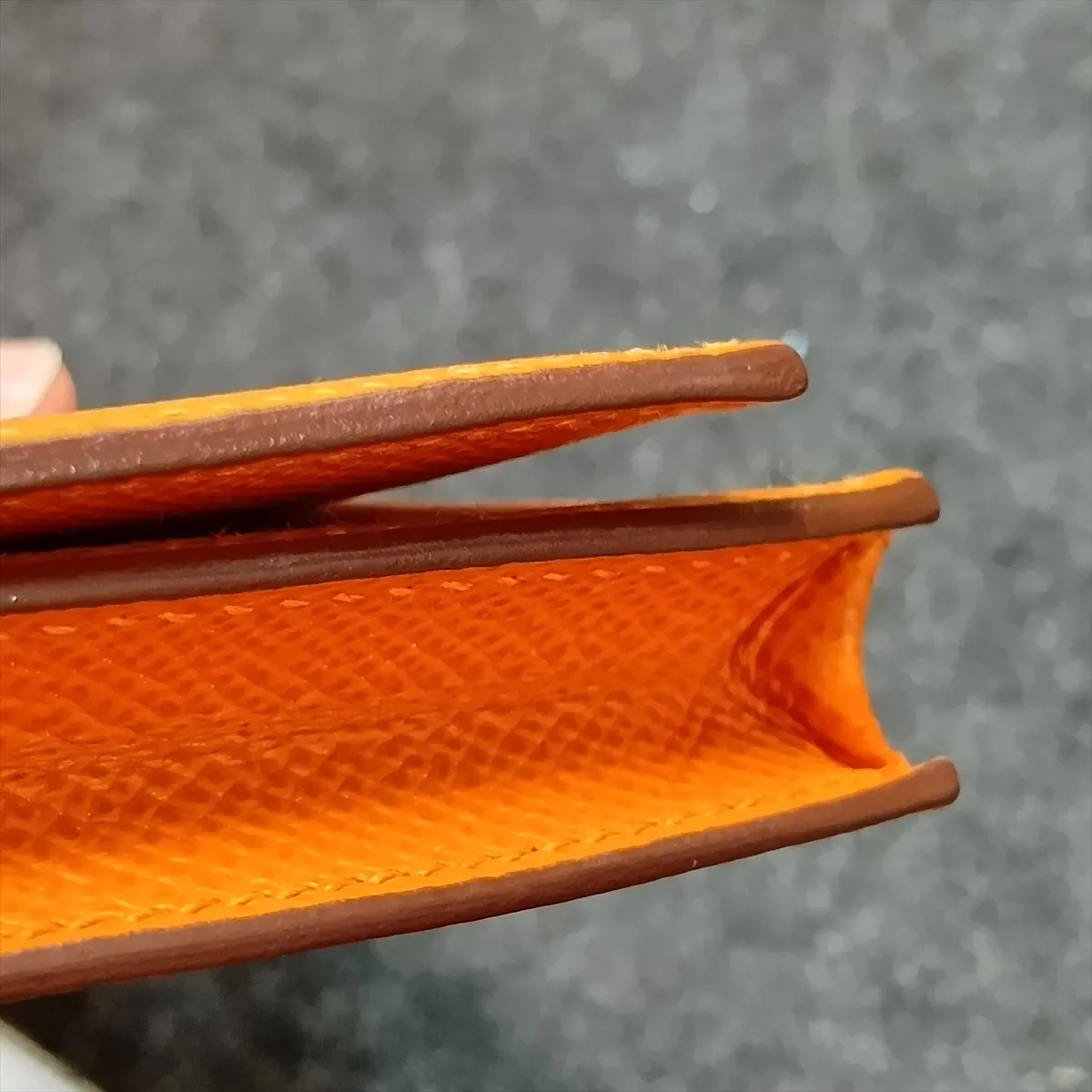 Bearn Soufflé Monochrome Veau Epsom Long Wallet Orange Silver Hardware Q:2013 — view 12