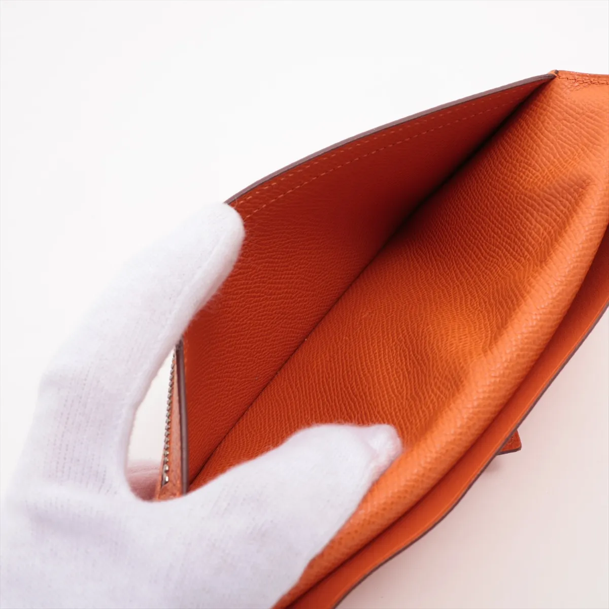Bearn Soufflé Monochrome Veau Epsom Long Wallet Orange Silver Hardware Q:2013 — view 7