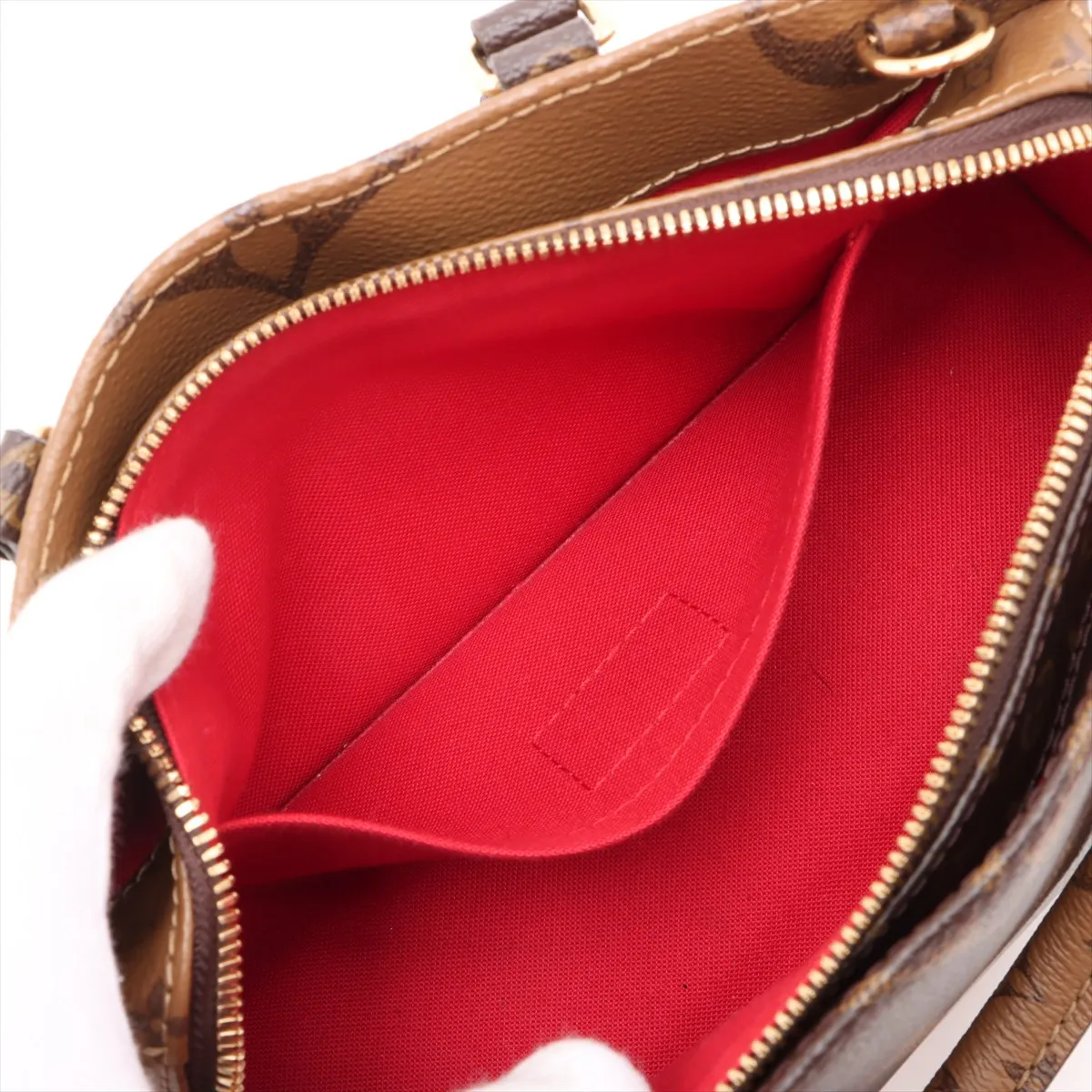 Giant Monogram Reverse OnTheGo EW M46653 Brown (RFID detected) — view 11