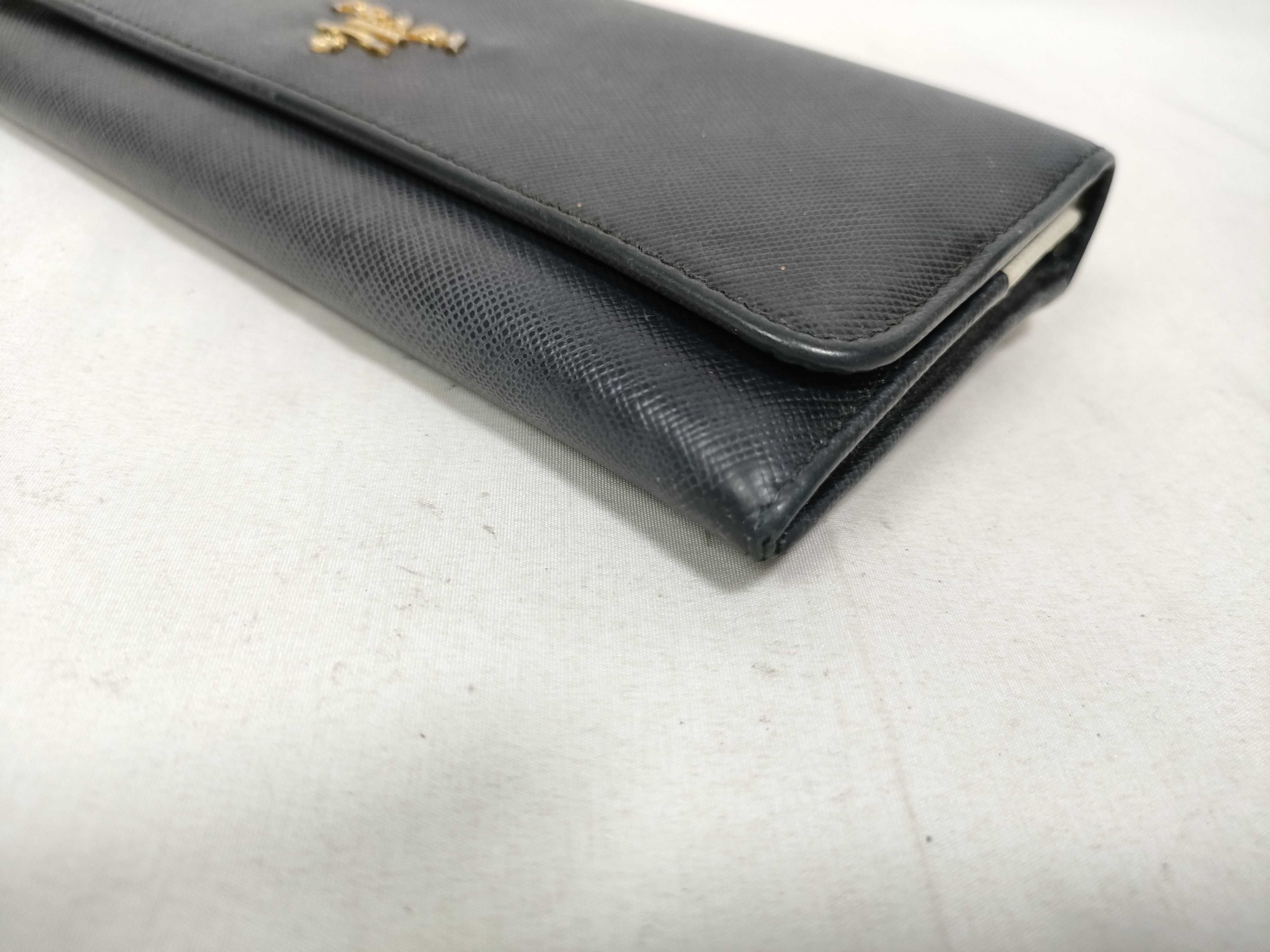 wallet — view 3