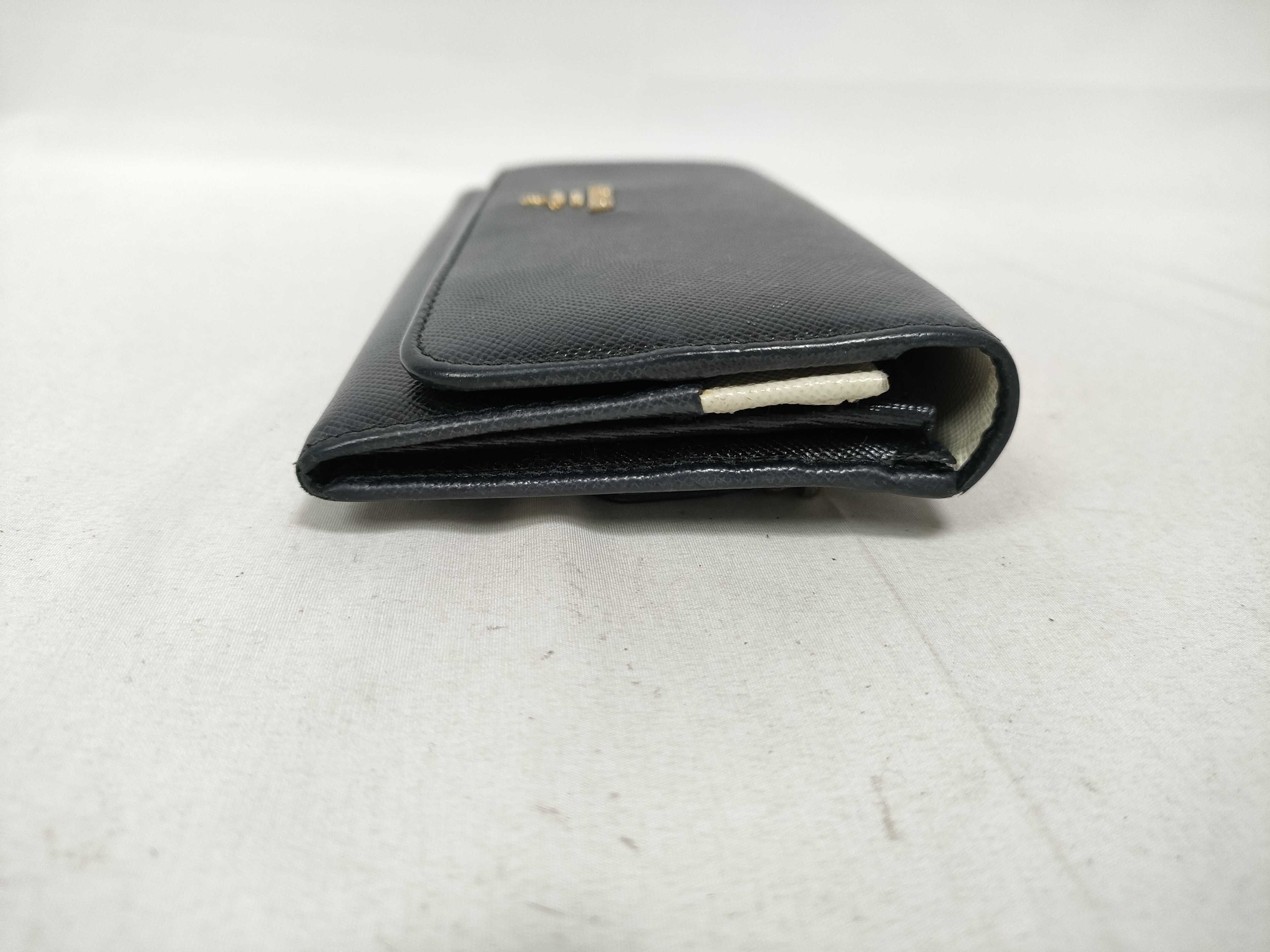 wallet — view 5