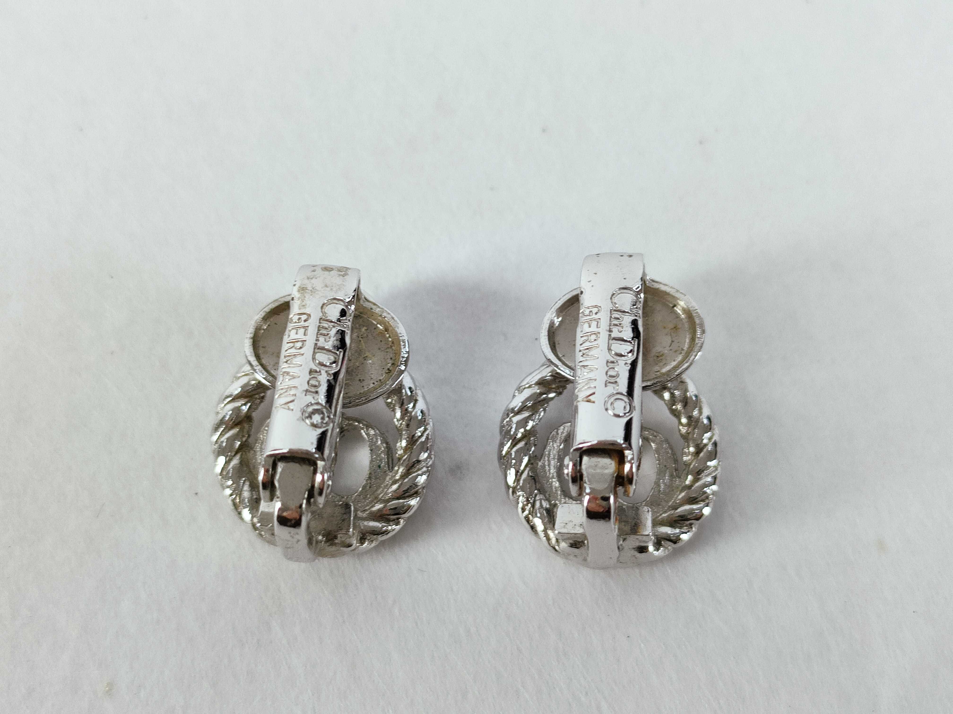 Christian / Earrings — view 3