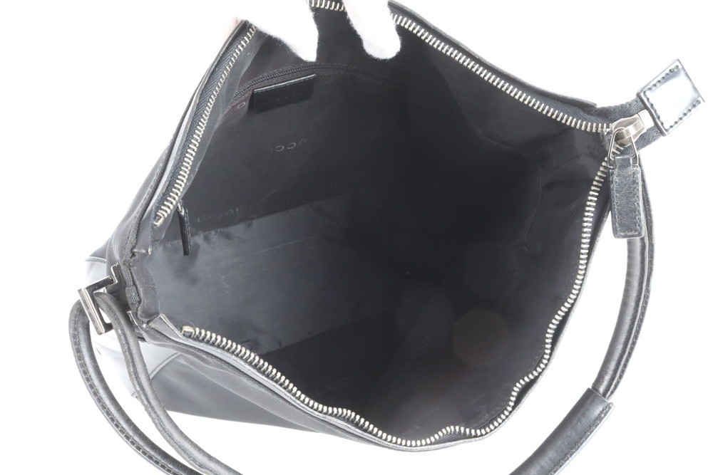 Leather shoulder bag — view 7