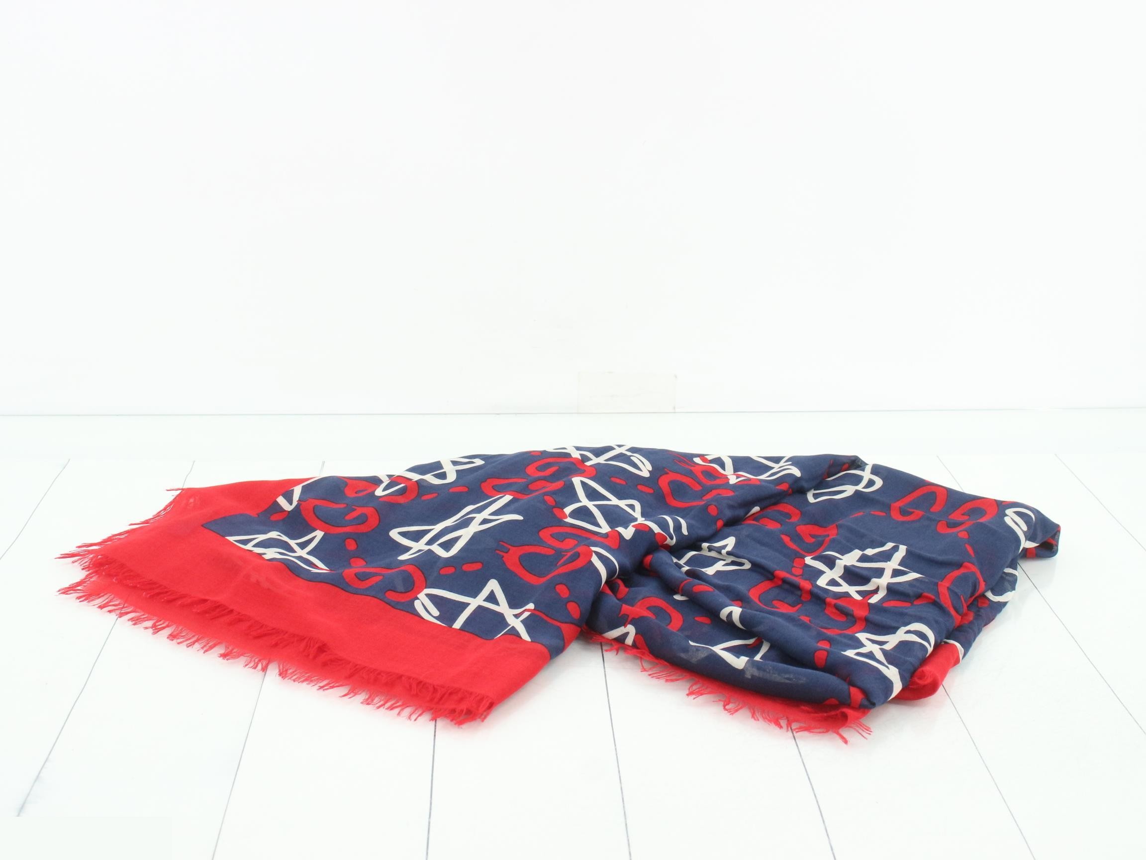 shawl — view 2