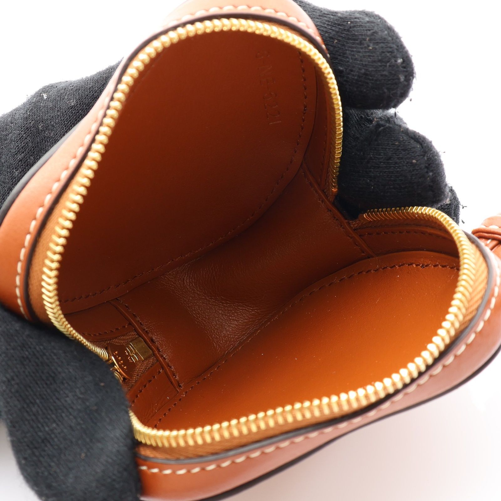Micro Heart Crossbody Bag — view 3