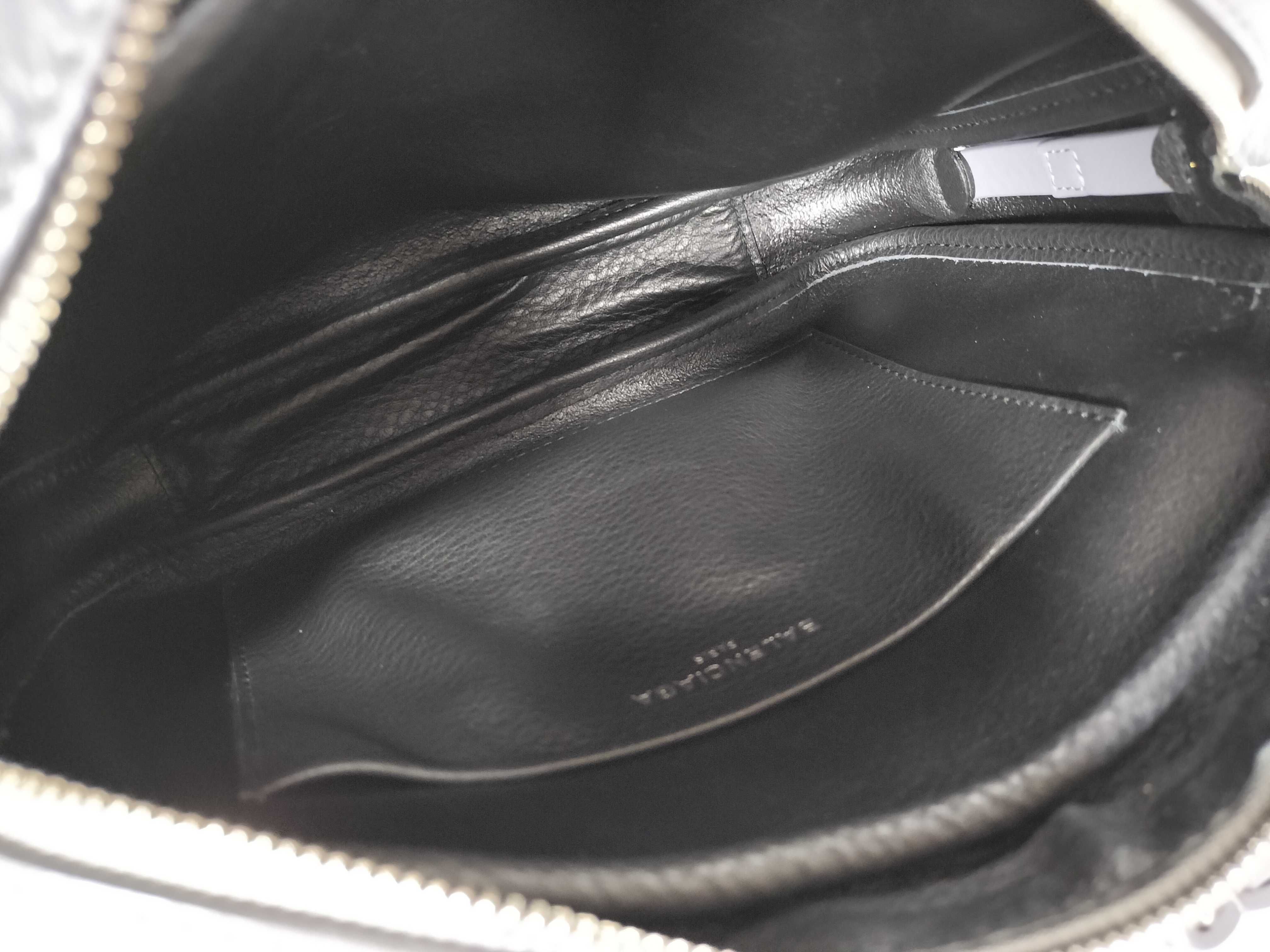 Everyday Camera Bag Shoulder Bag — view 10