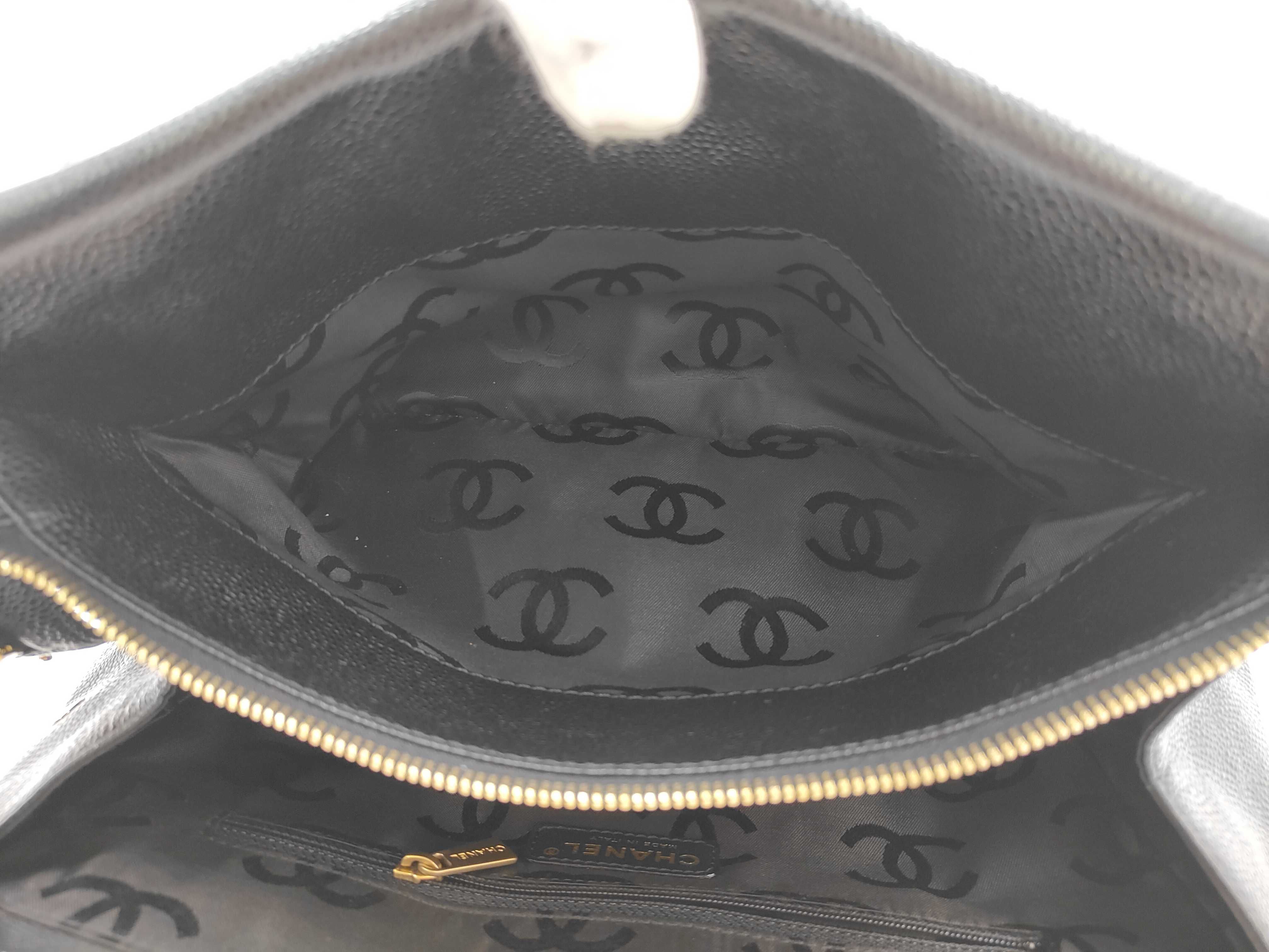 Coco Mark Caviar Skin Chain Tote Bag Shoulder Bag — view 11