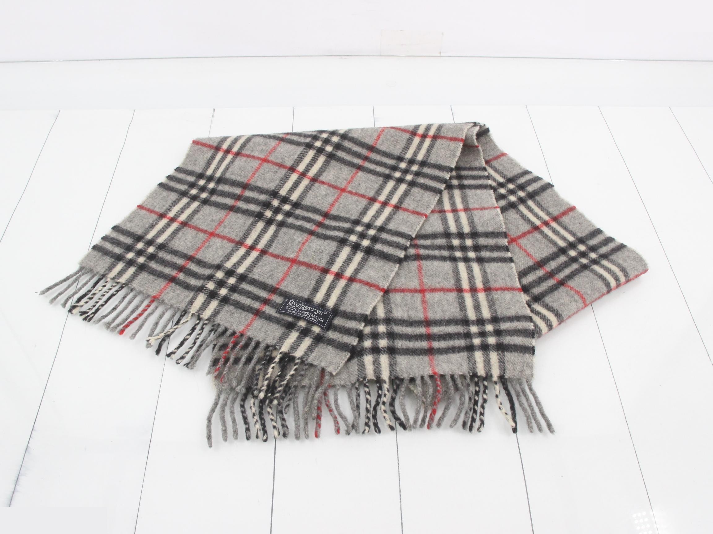 Other lines: Small items, accessories, and scarves — view 2