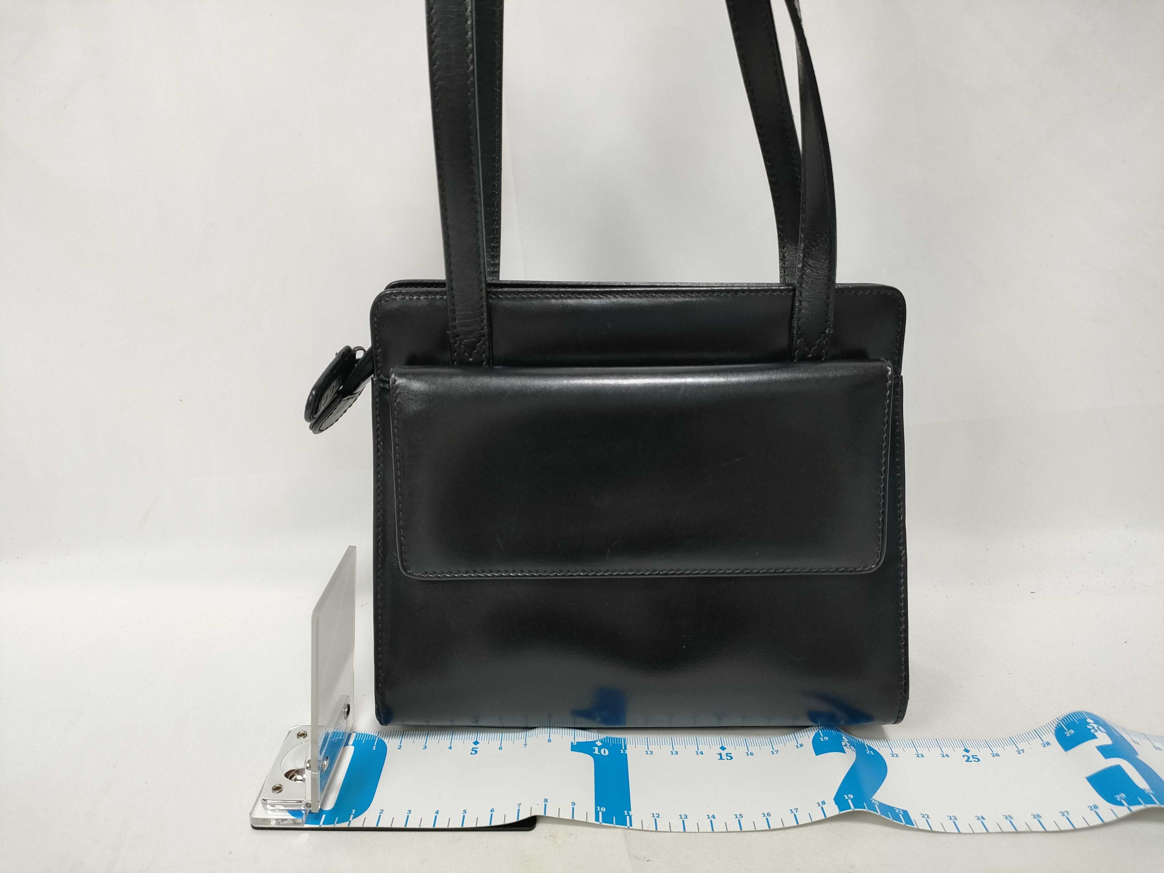 Old Gucci Leather Shoulder Bag Z9424 Shoulder Bag — view 2