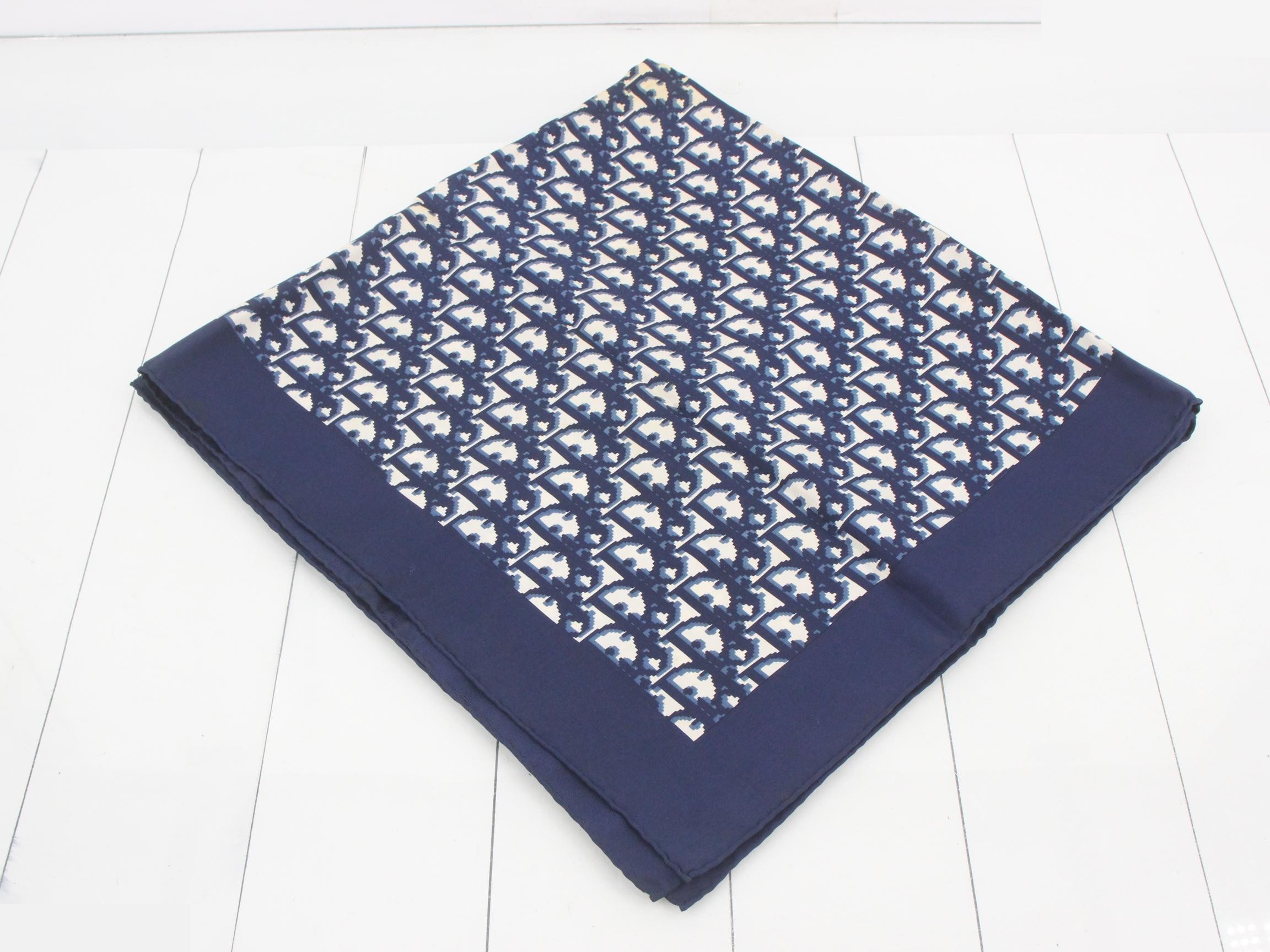 Small items, accessories, scarves - Trotter — view 2