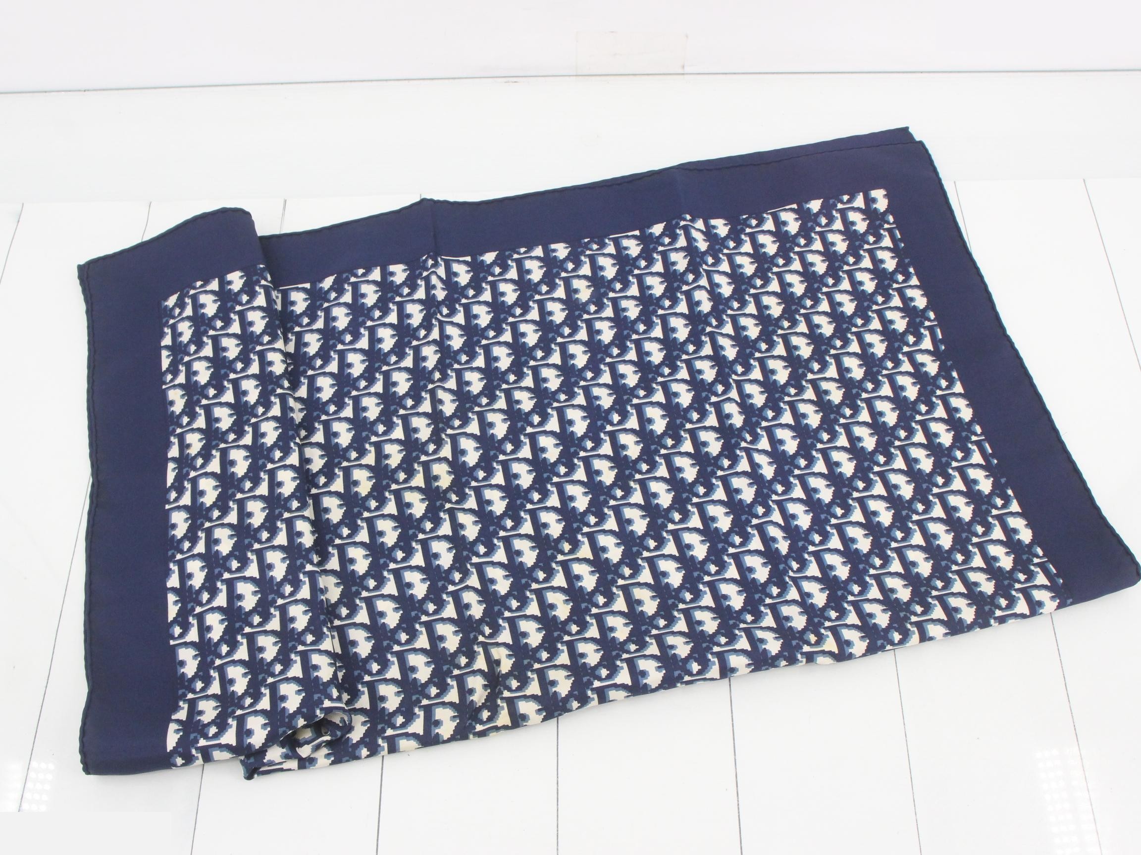 Small items, accessories, scarves - Trotter — view 3