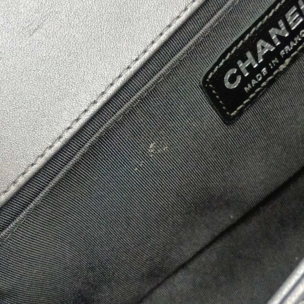 Boy Chanel 25 Tweed x Lambskin Chain Shoulder Bag, Silver, Silver Hardware, 20172165, Serial Number in the 20s, A67086 — view 13