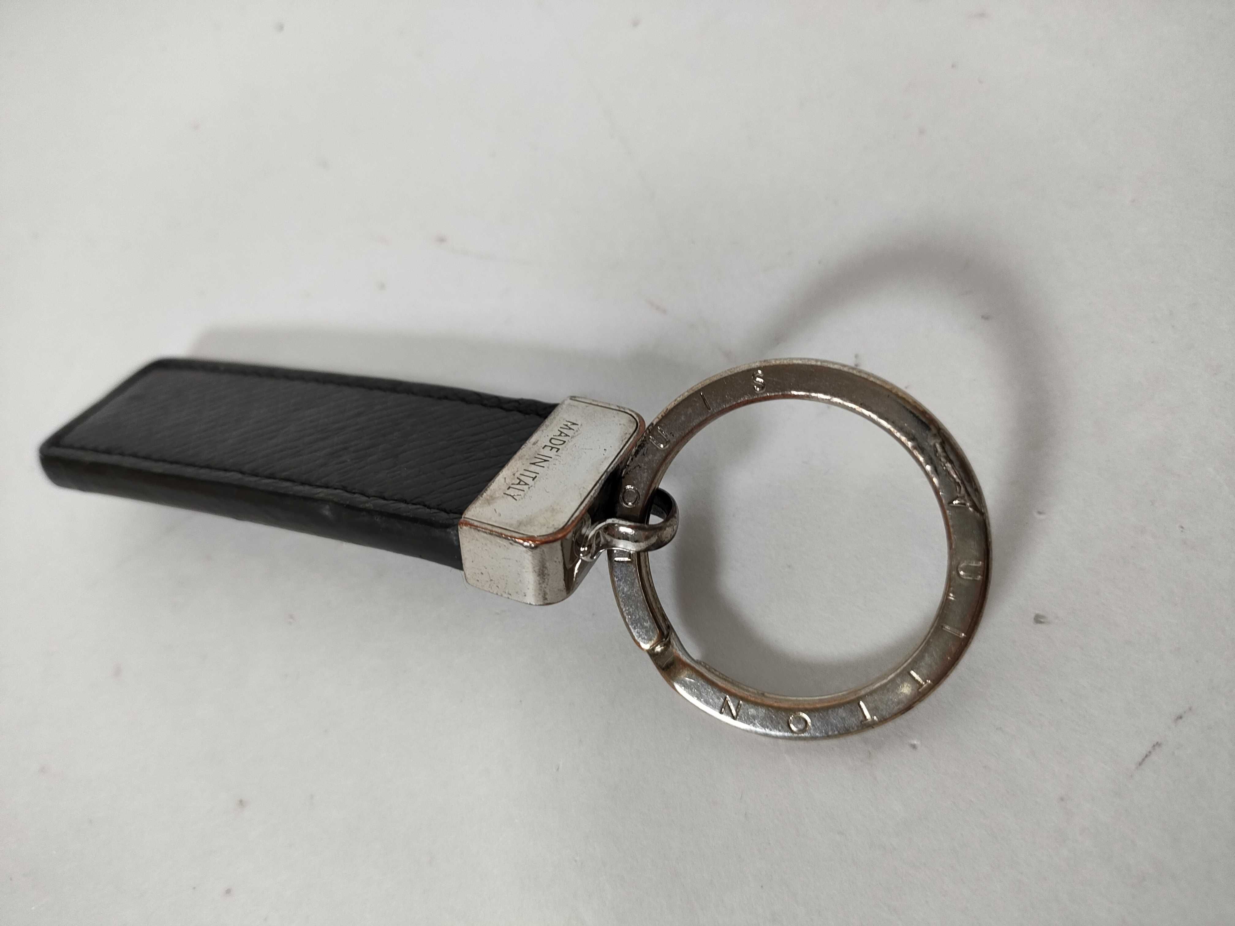 Taiga Louis Vuitton Porte Clé Neo LV Club Keyring Keychain M67242 Key Case/Keychain — view 8