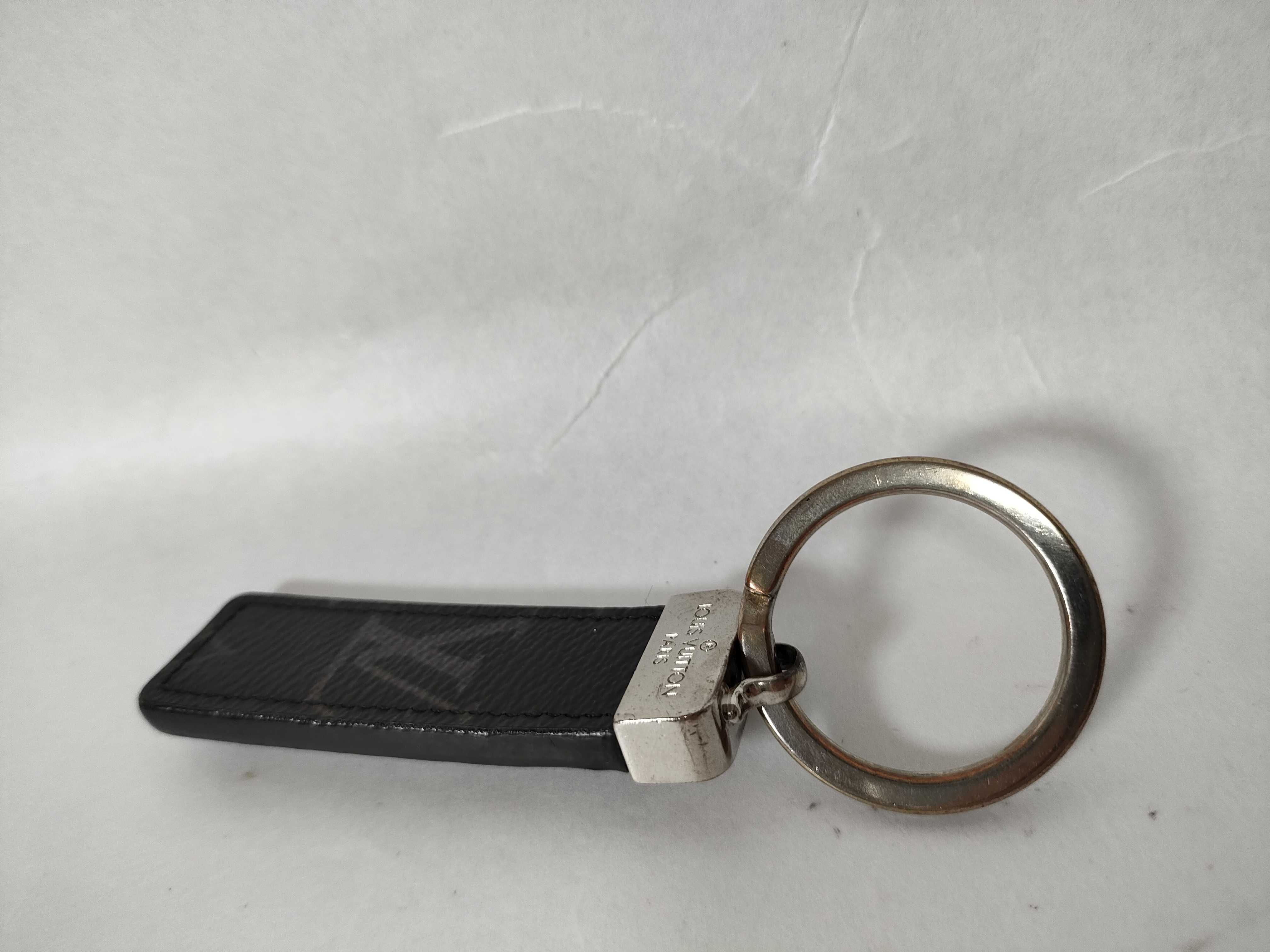Taiga Louis Vuitton Porte Clé Neo LV Club Keyring Keychain M67242 Key Case/Keychain — view 10