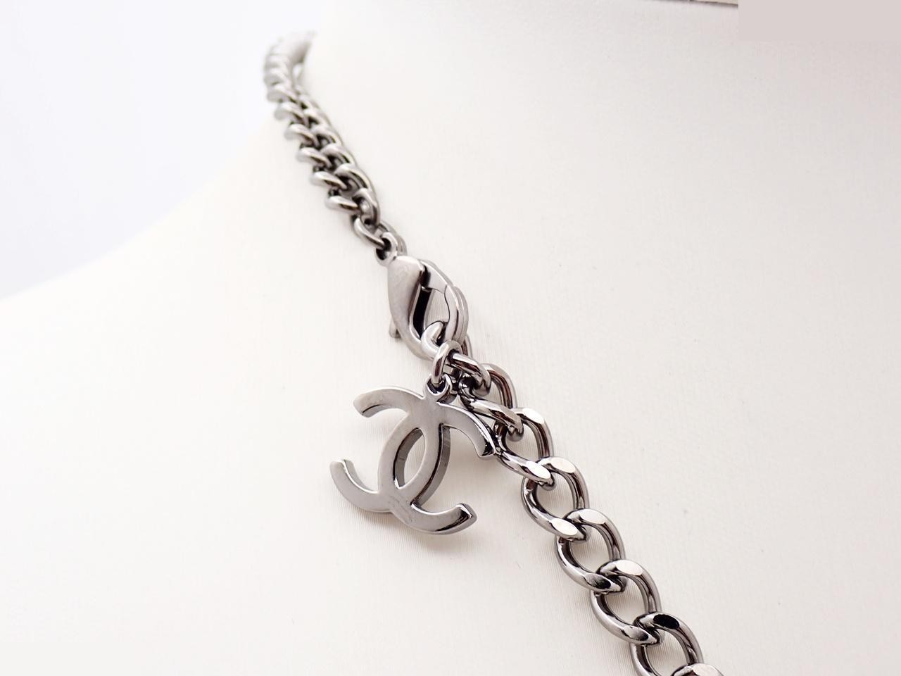 Rhinestone necklace, silver color, approximately 48cm in length. — view 2