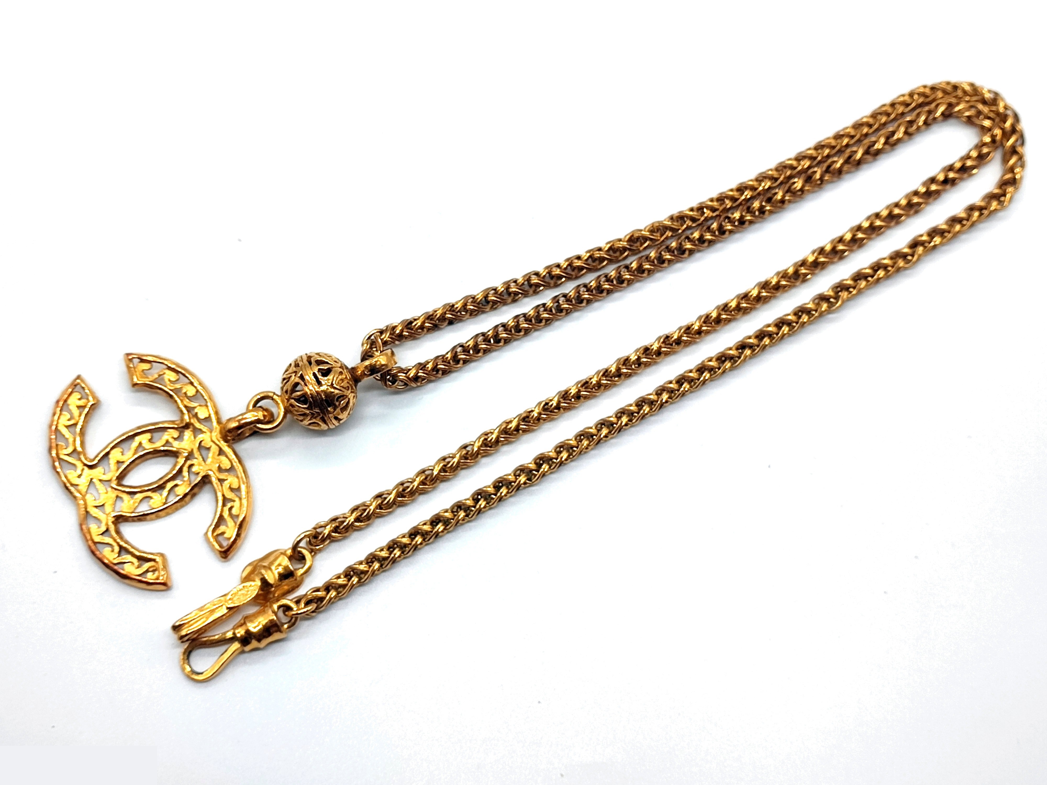 Big Coco Mark Ball Swing Necklace 95A — view 8