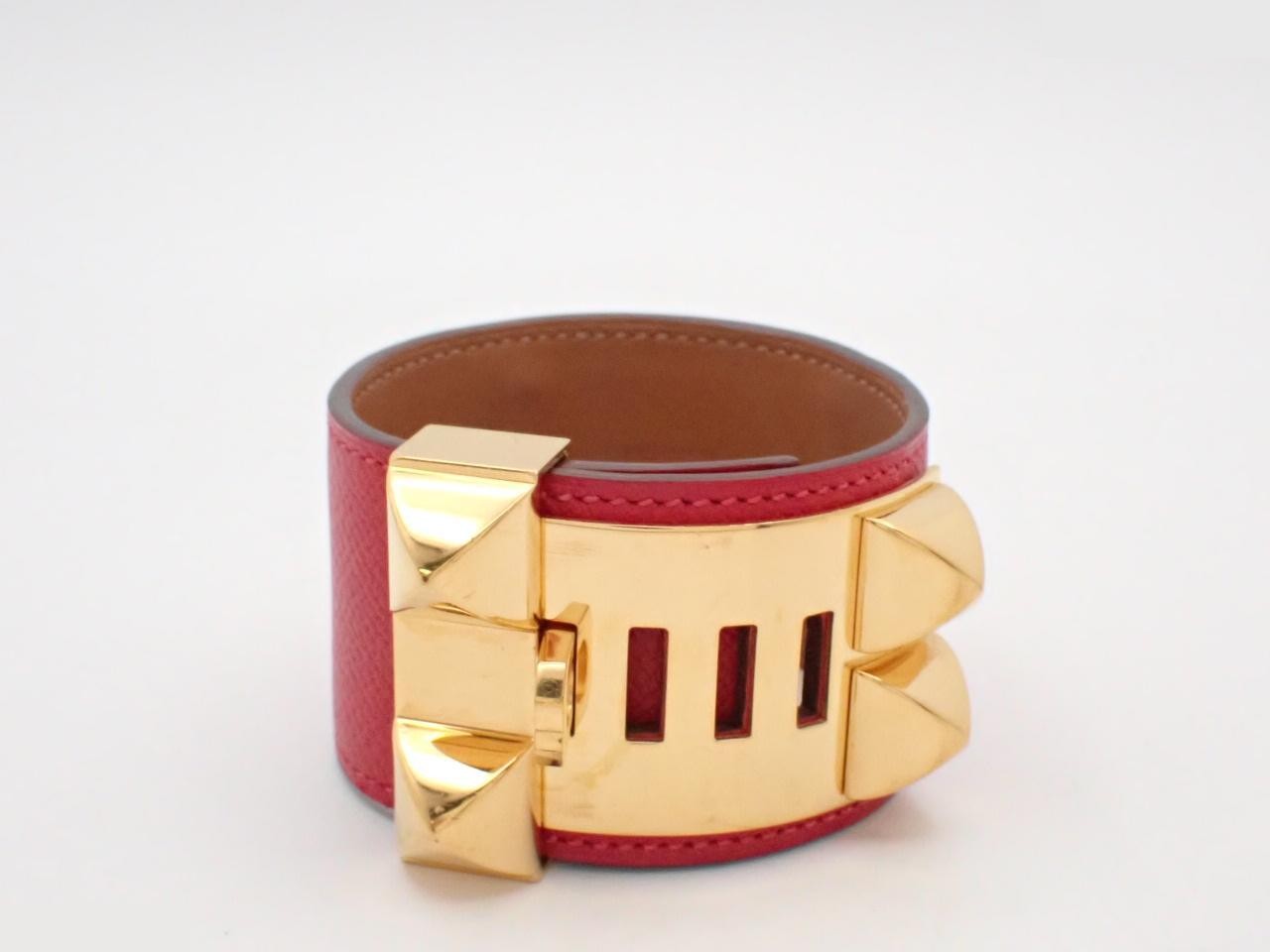 Leather bracelet, "Collier de Chien," red, wrist circumference approximately 17cm — view 2