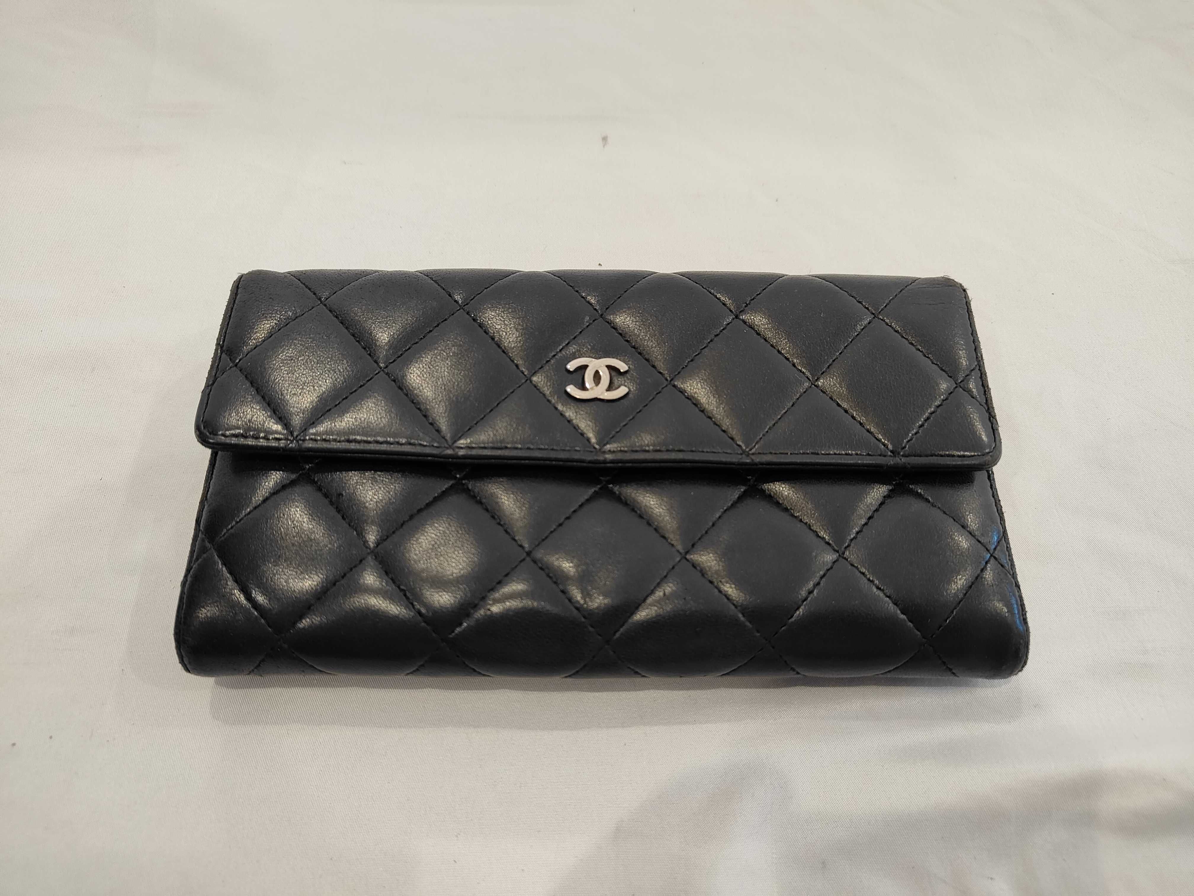 Lambskin Matelassé Long Wallet, Series 22