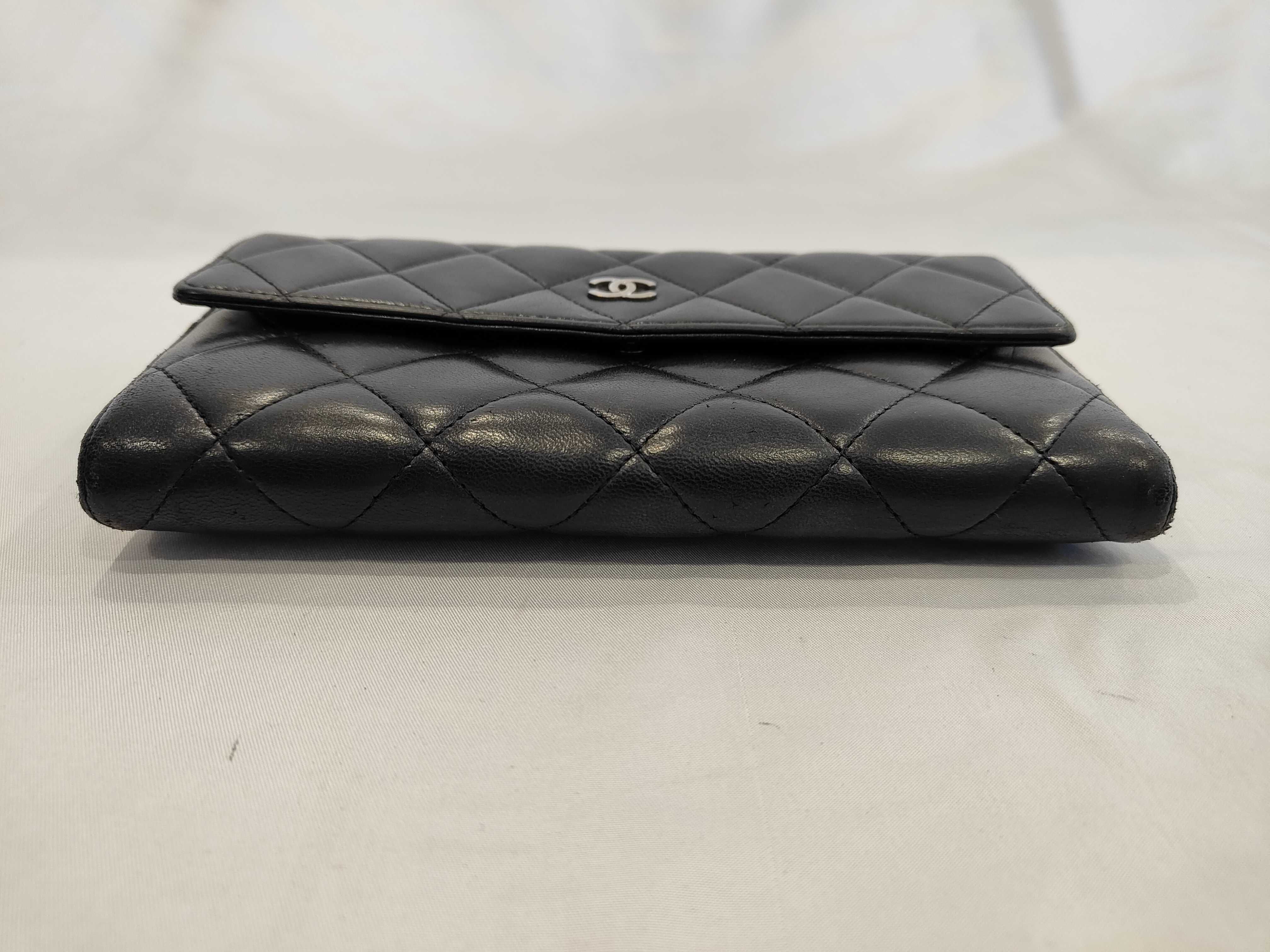 Lambskin Matelassé Long Wallet, Series 22 — view 3