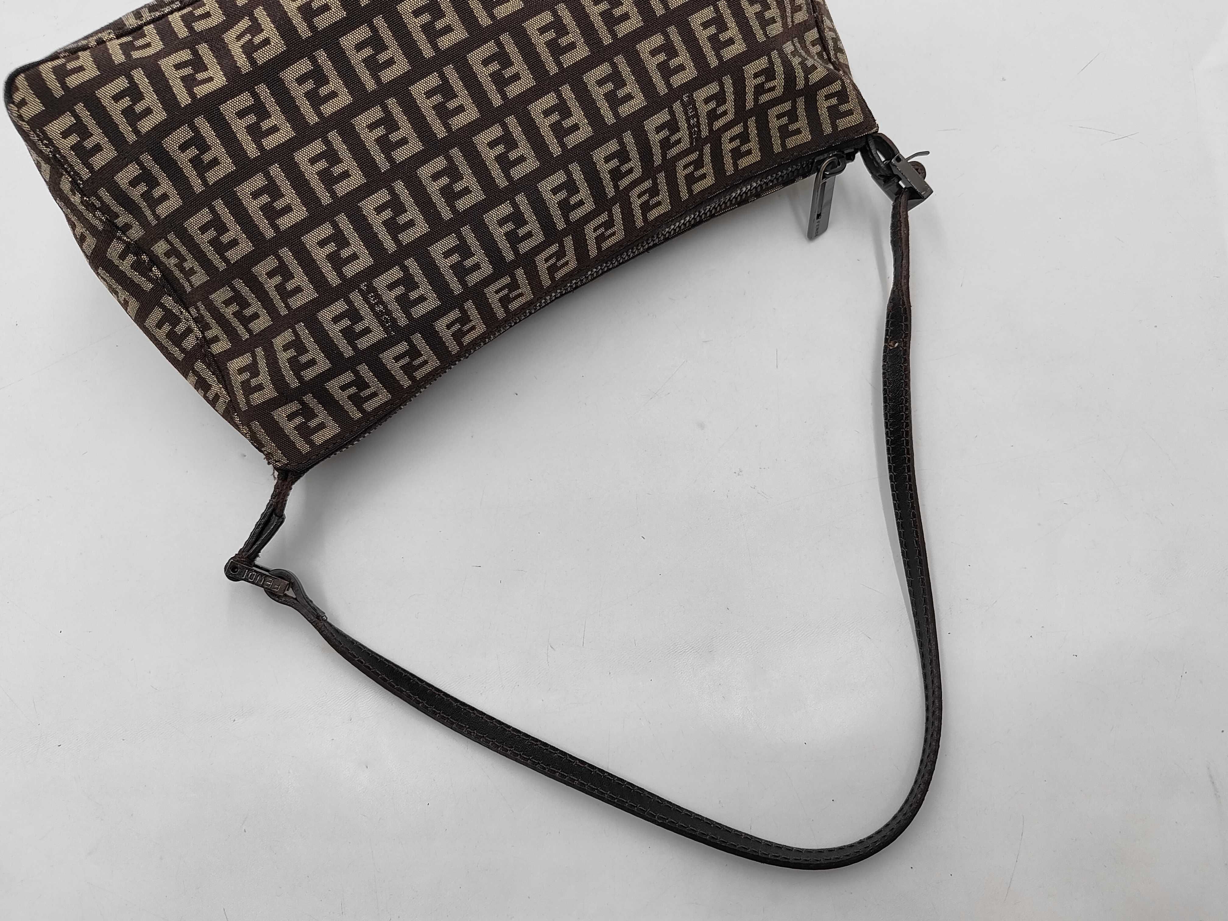 handbag — view 3