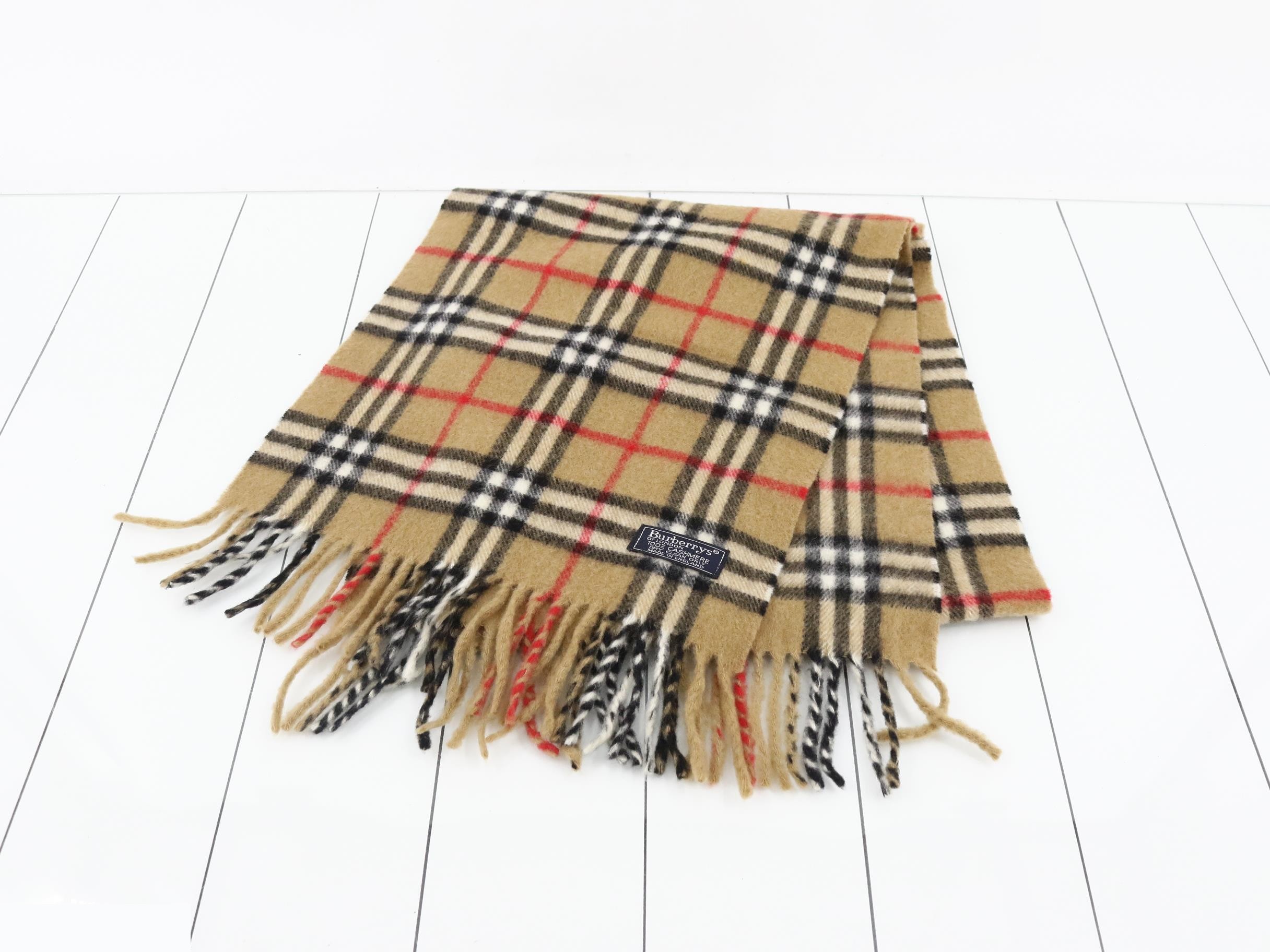 Other lines: Small items, accessories, scarves, beige, cashmere — view 2