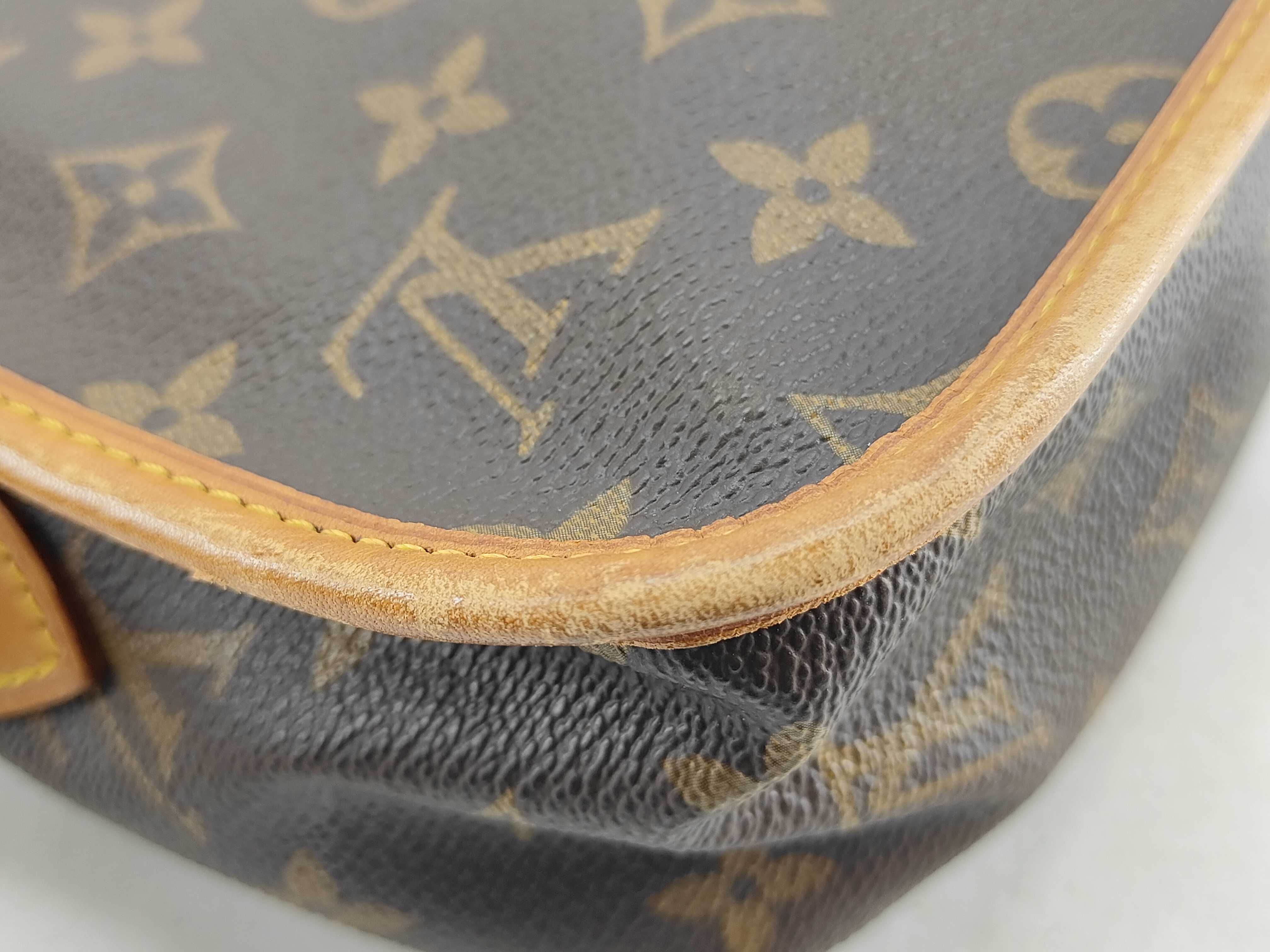 Monogram LV Monogram Gibeciere MM M42247 Shoulder Bag — view 8