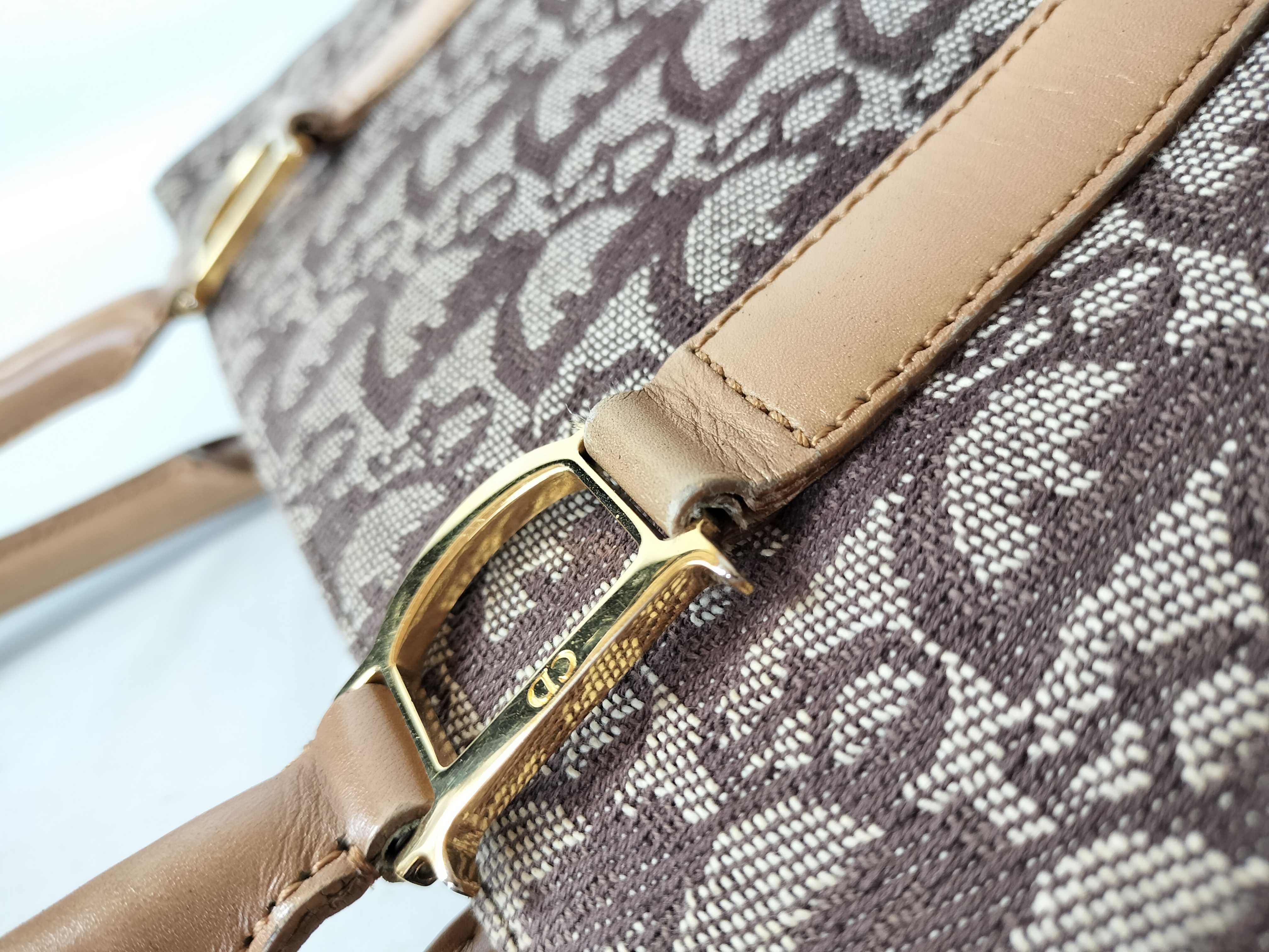 Trotter Tote Bag, Beige/Brown, Gold Hardware, with Charm. — view 6