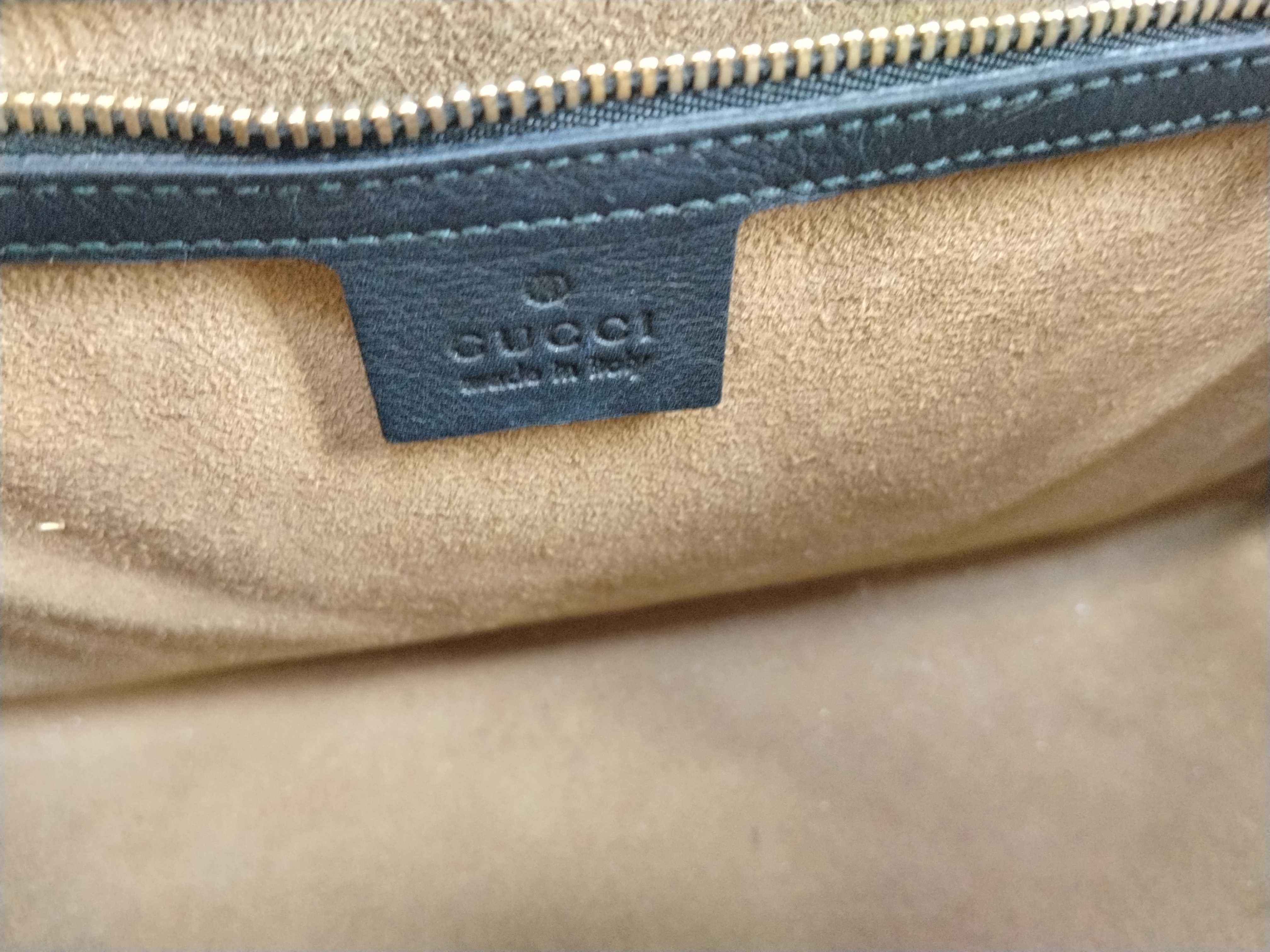 GG Canvas Gucci Padlock Chain Shoulder Bag — view 11