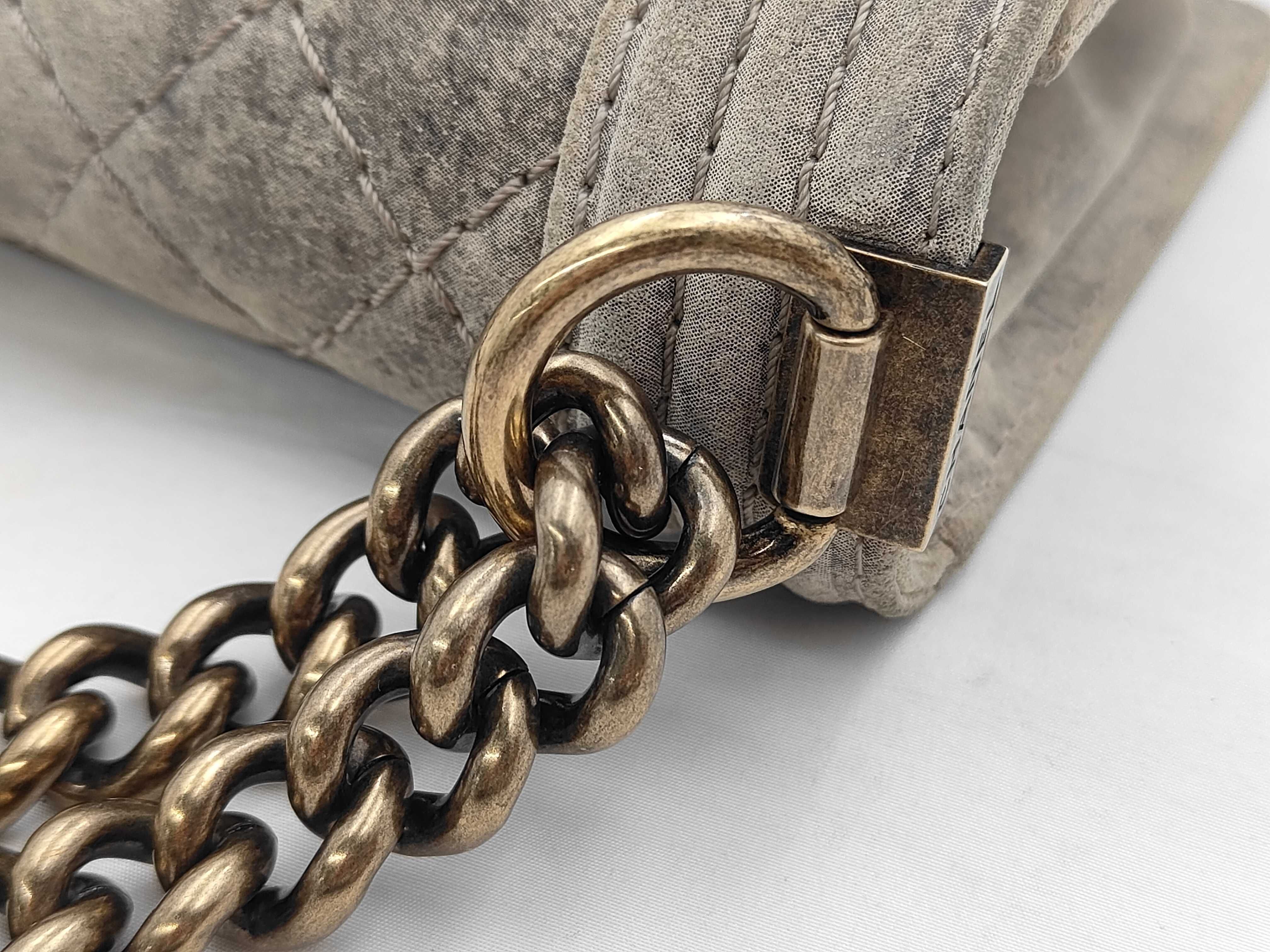 Boy Chanel Shoulder Bag — view 5