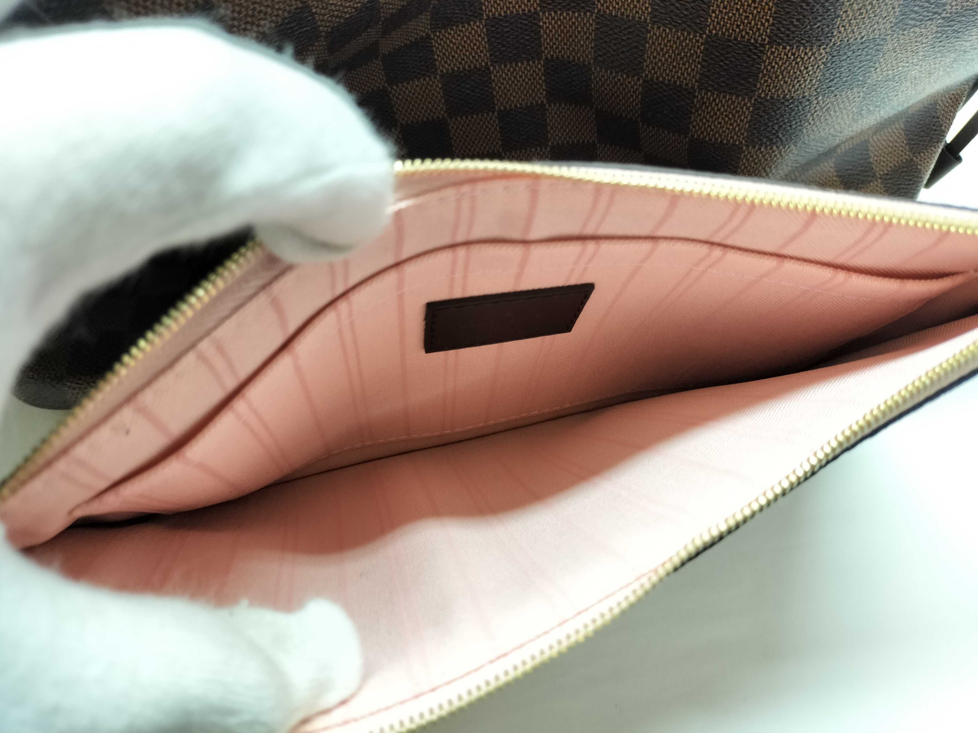 Neverfull MM Rose Ballerine Tote Bag — view 14