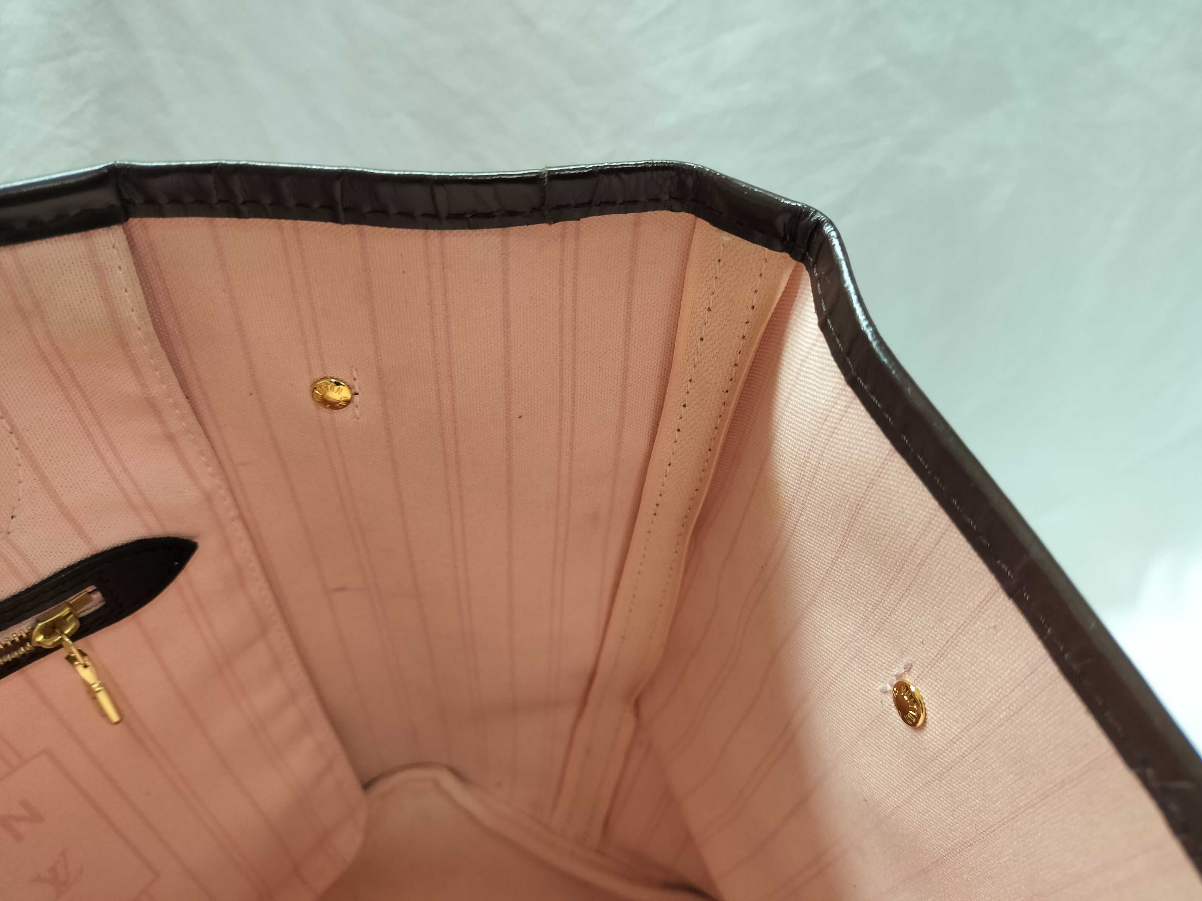 Neverfull MM Rose Ballerine Tote Bag — view 10