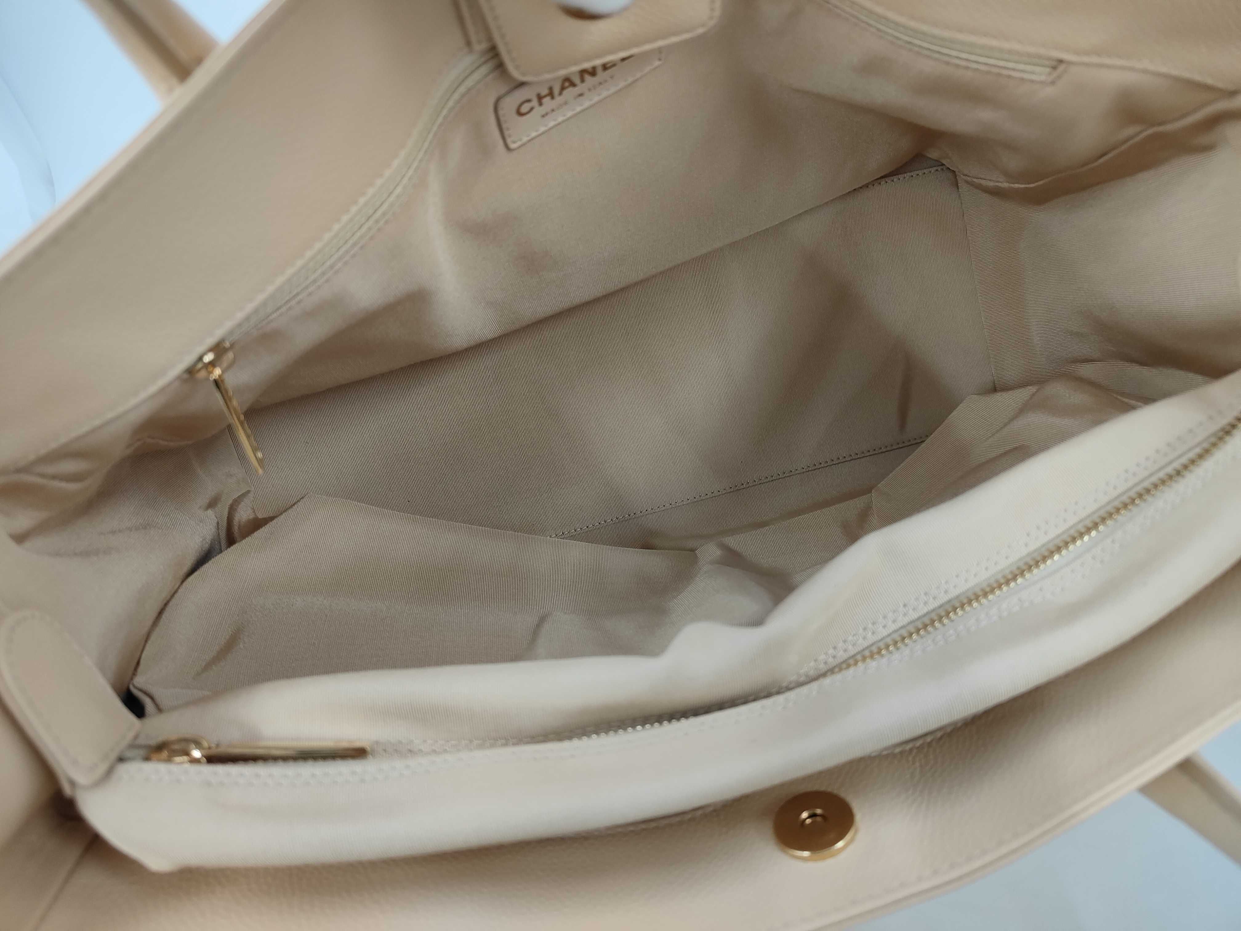 Executive Leather Tote Bag (Serial Number 15) — view 8