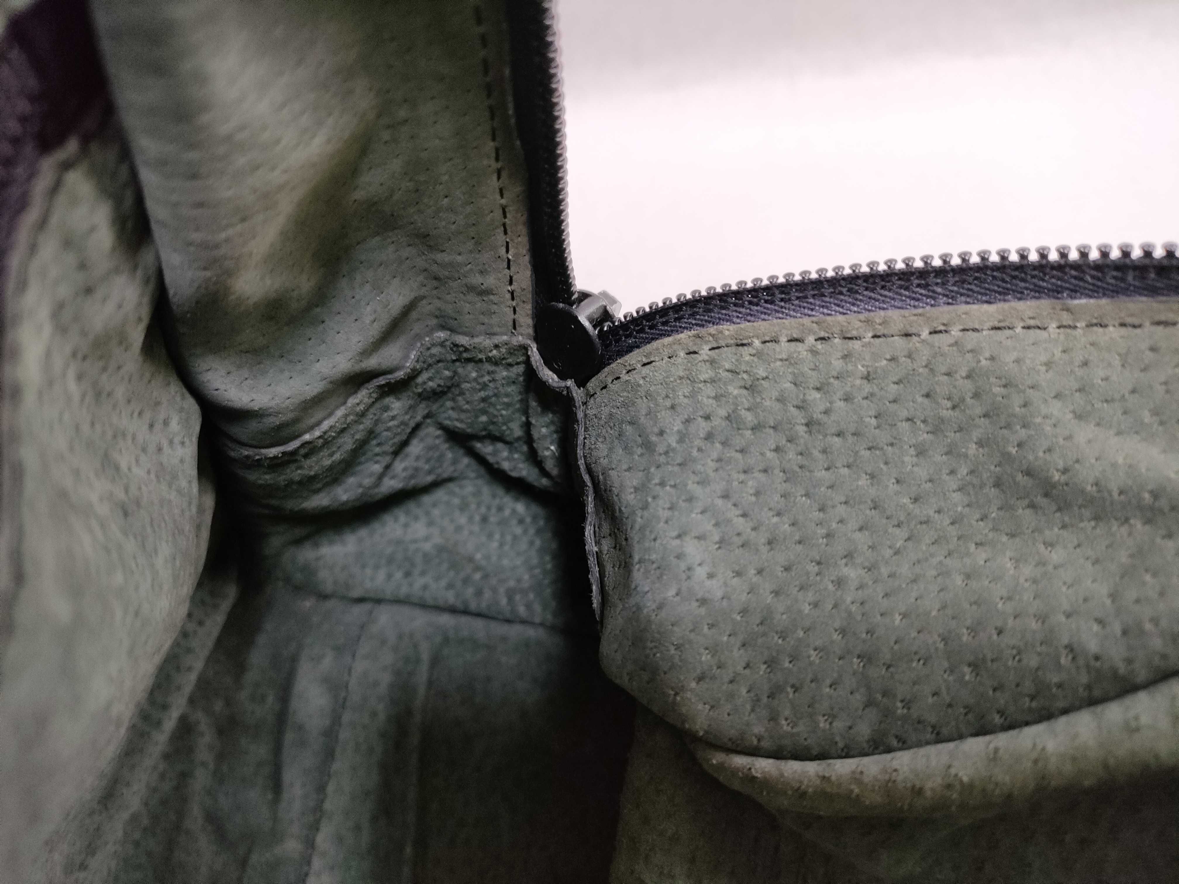 Amazona Anagram Leather Black Handbag — view 13