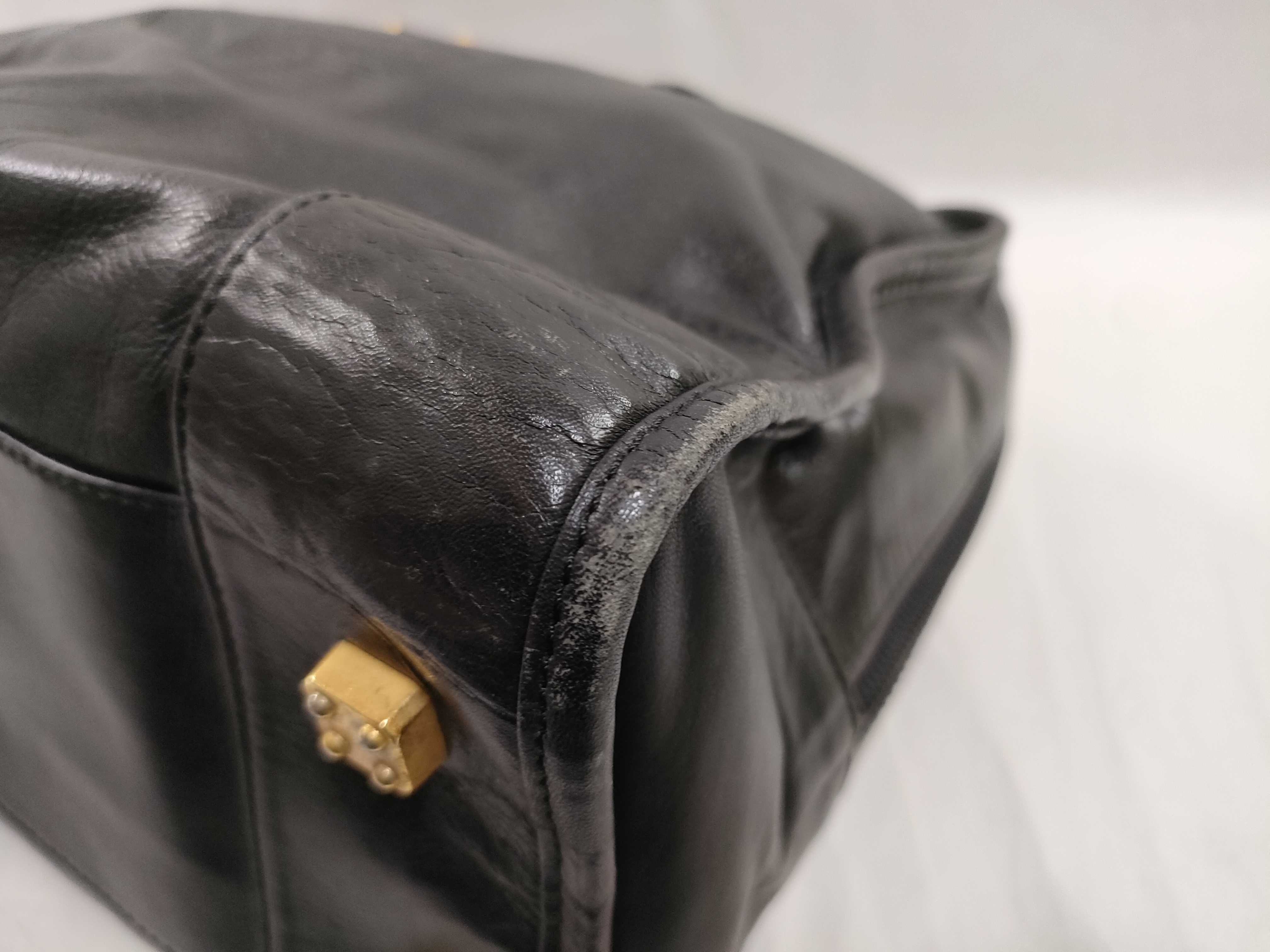 Amazona Anagram Leather Black Handbag — view 6