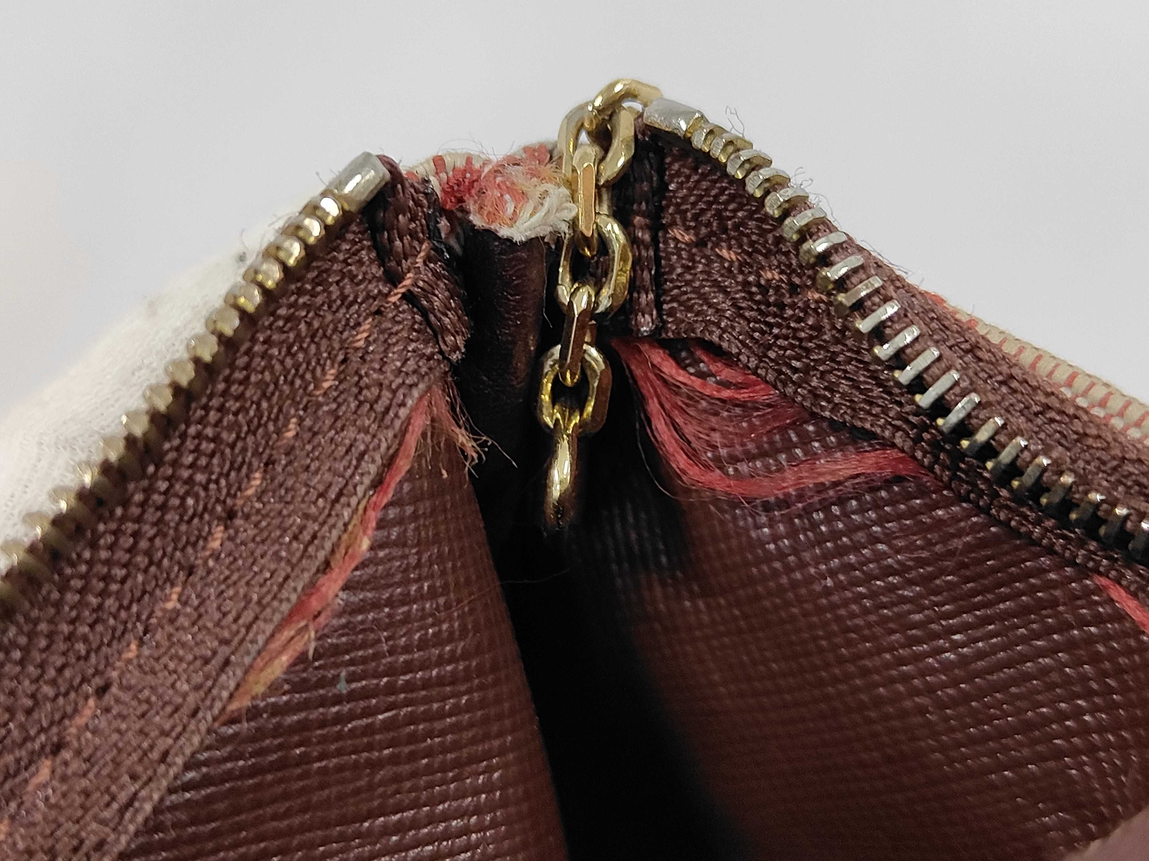 Coin Case — view 9