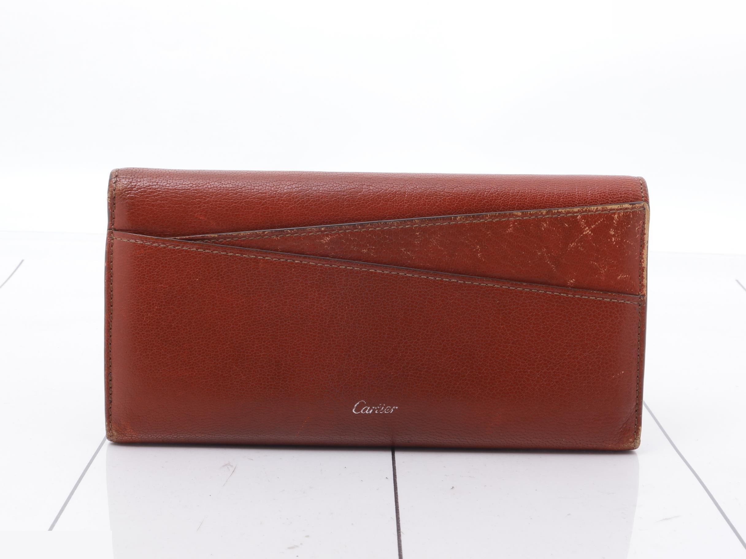 Collection Les Must Leather Tri-fold Long Wallet — view 2